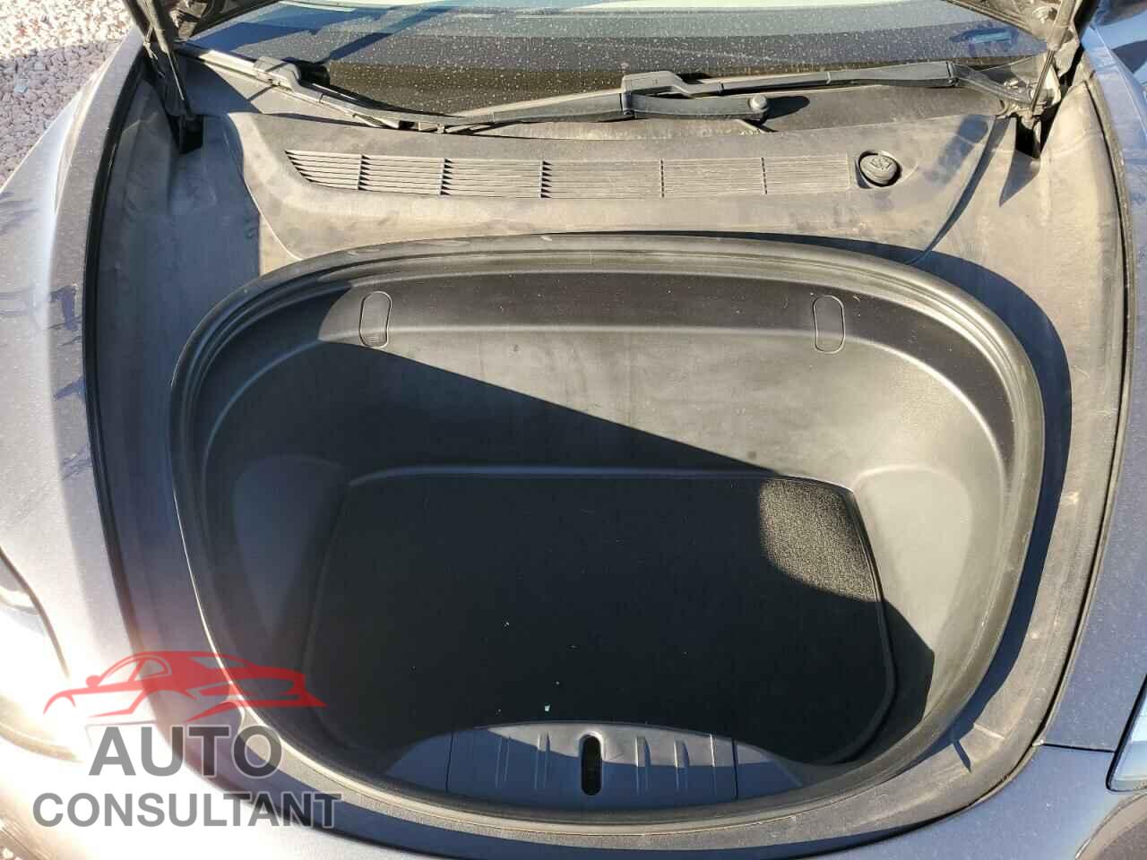TESLA MODEL 3 2018 - 5YJ3E1EB9JF145295