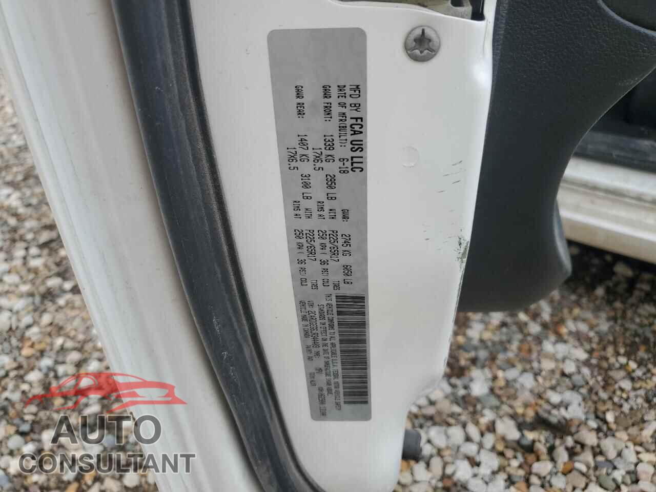 DODGE CARAVAN 2018 - 2C4RDGEG6JR344403