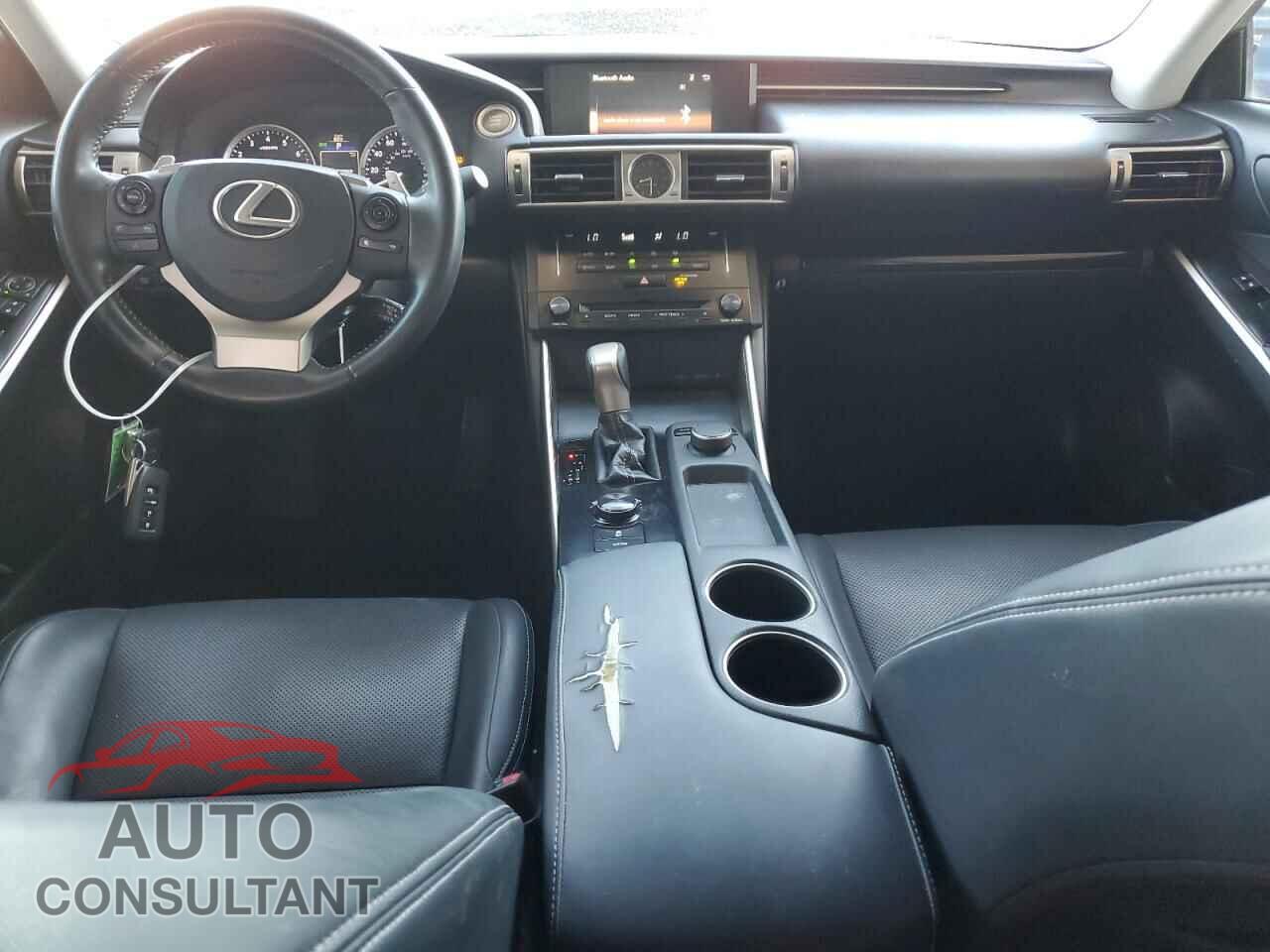 LEXUS IS 2014 - JTHBF1D27E5031151