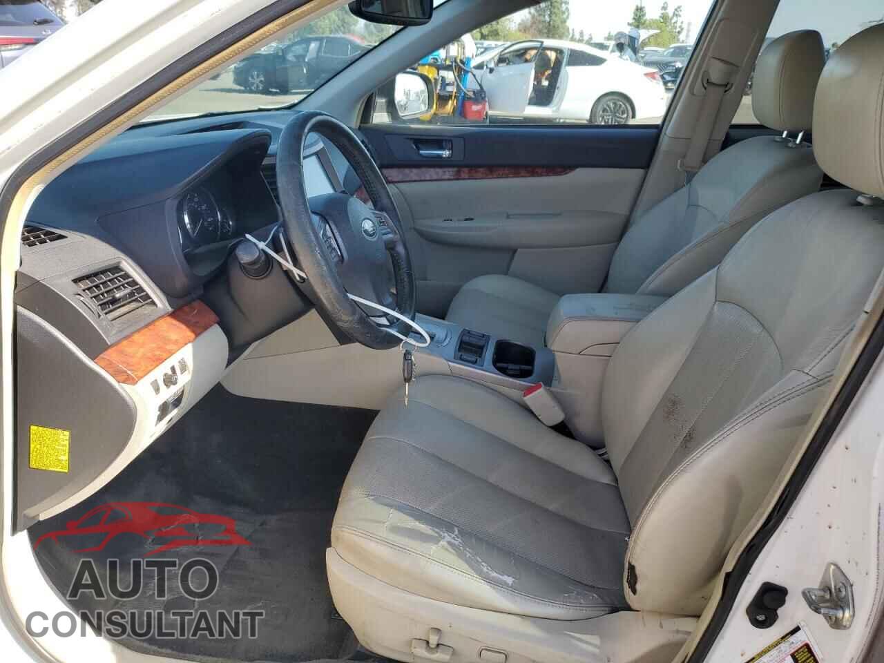 SUBARU OUTBACK 2012 - 4S4BRBLC7C3271104