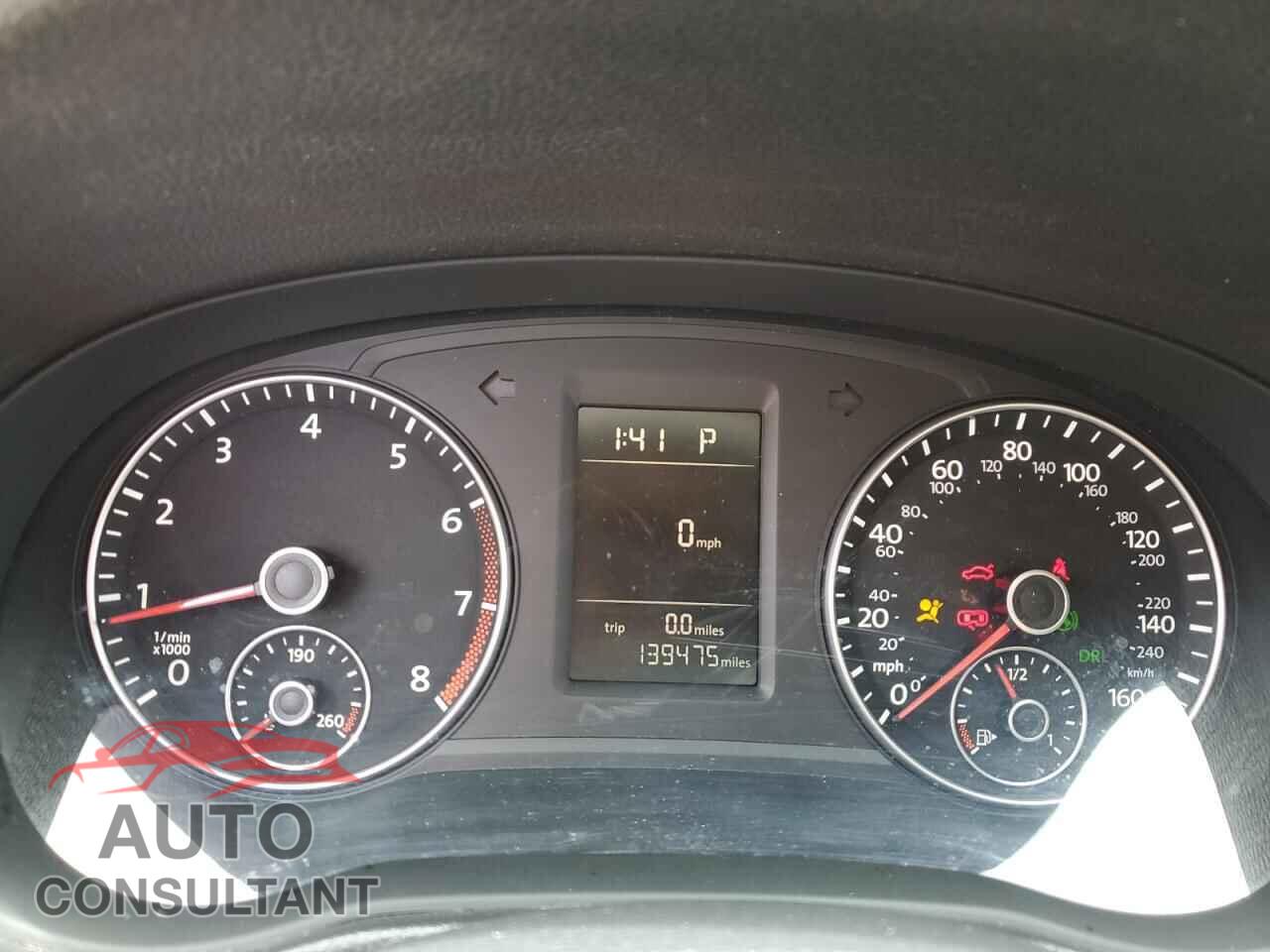 VOLKSWAGEN PASSAT 2013 - 1VWAH7A33DC146781