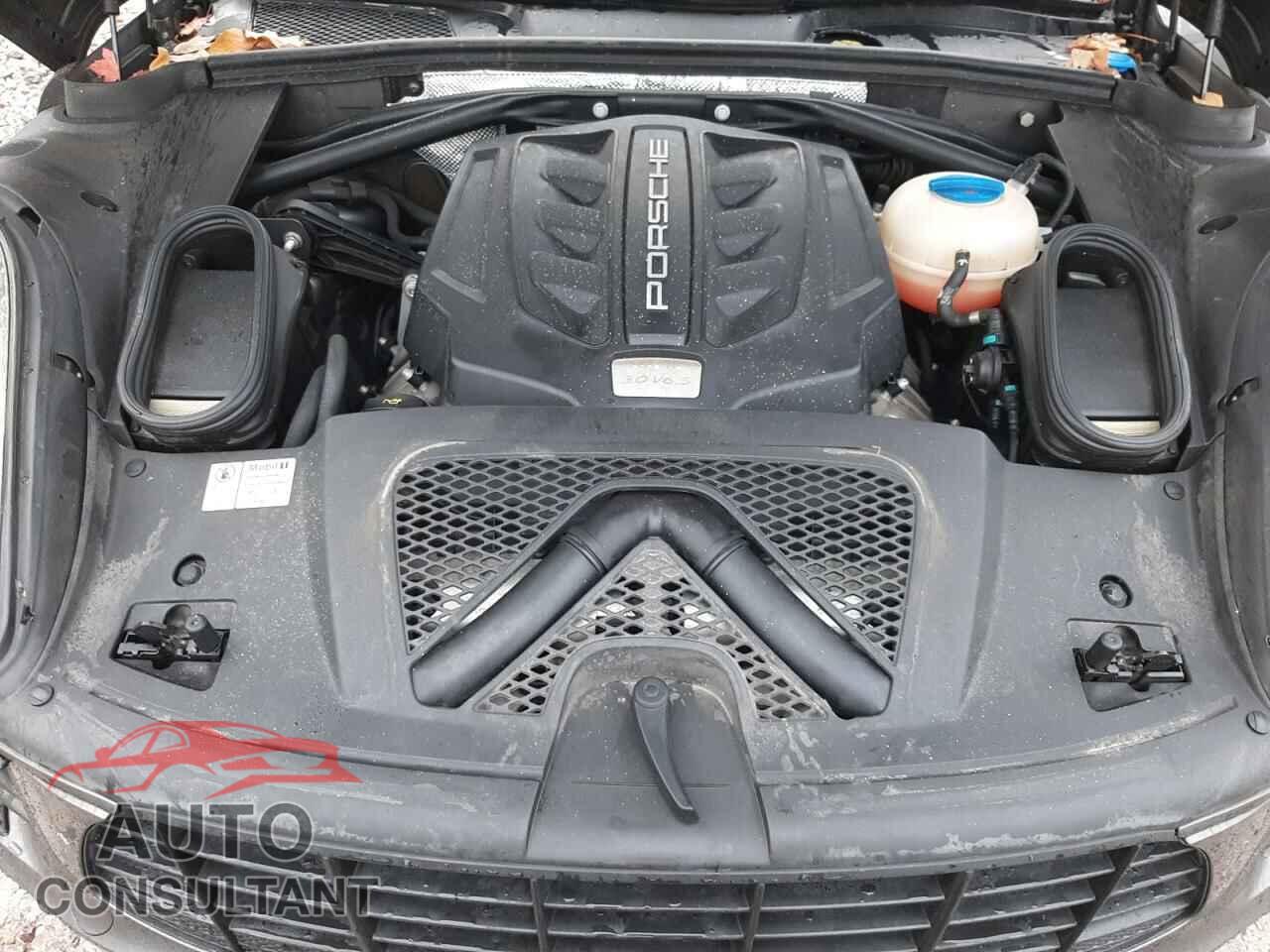 PORSCHE MACAN 2015 - WP1AB2A59FLB57343