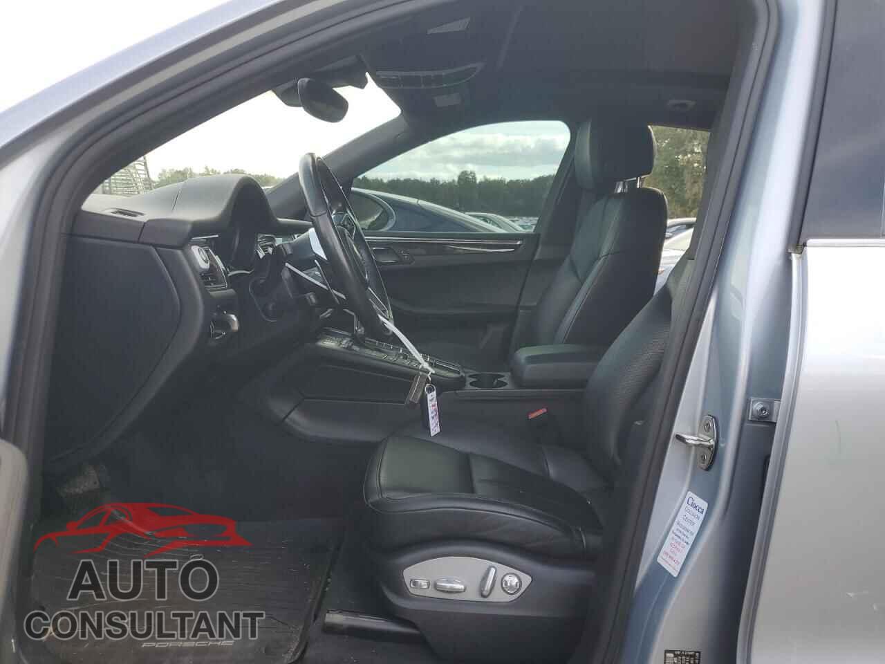 PORSCHE MACAN 2017 - WP1AA2A58HLB06633