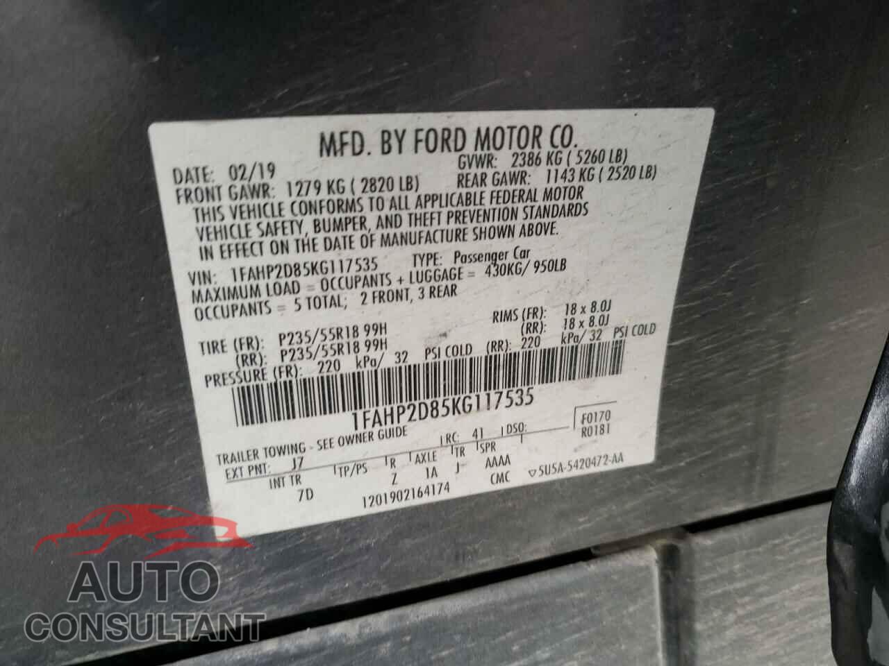 FORD TAURUS 2019 - 1FAHP2D85KG117535