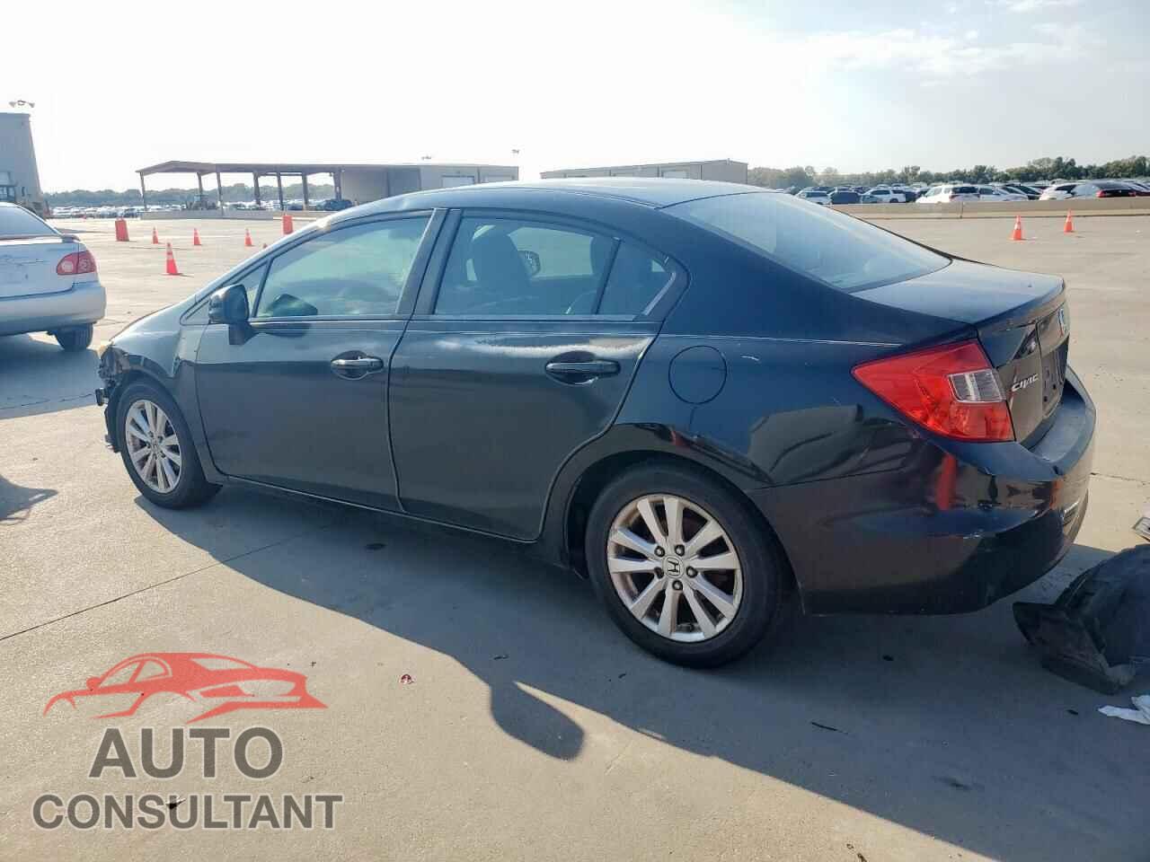 HONDA CIVIC 2012 - 2HGFB2F82CH555255