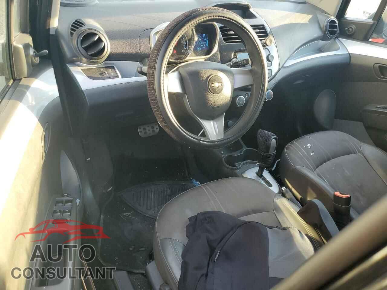 CHEVROLET SPARK 2015 - KL8CB6S96FC800789