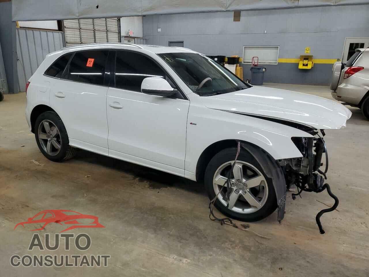 AUDI Q5 2012 - WA1DKAFP2CA080187