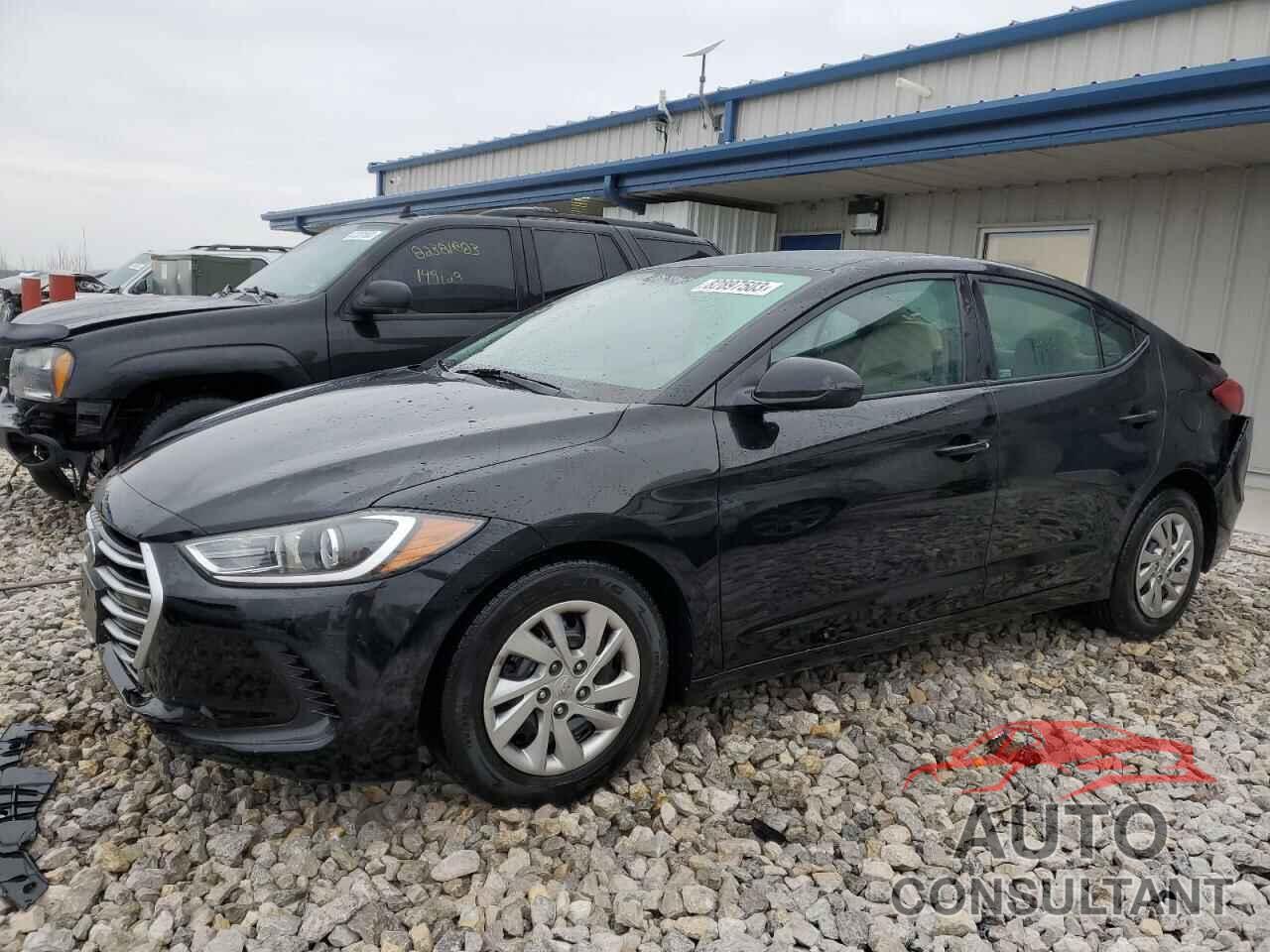 HYUNDAI ELANTRA 2018 - KMHD74LF4JU504108