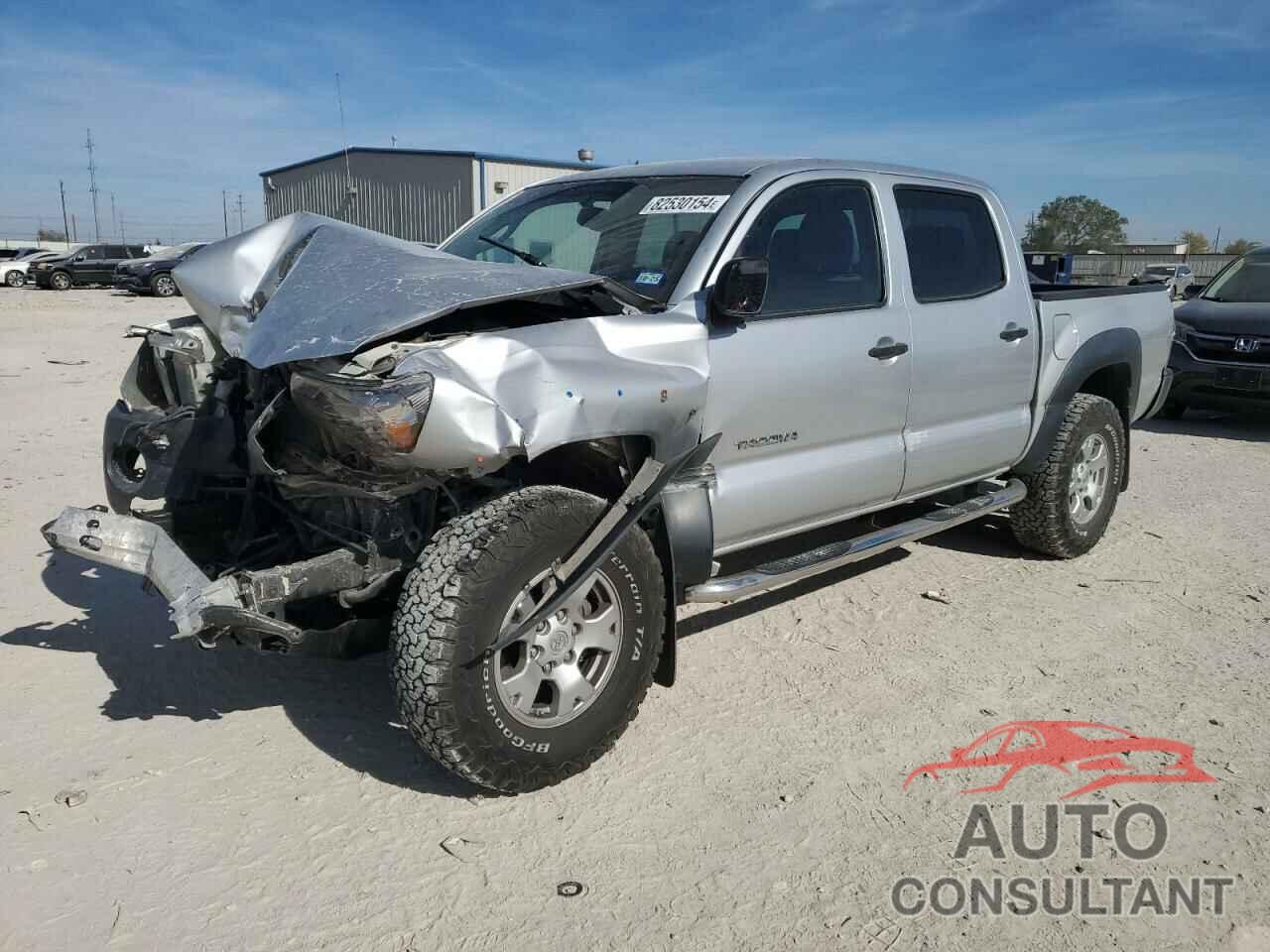 TOYOTA TACOMA 2011 - 5TFJU4GN5BX002130