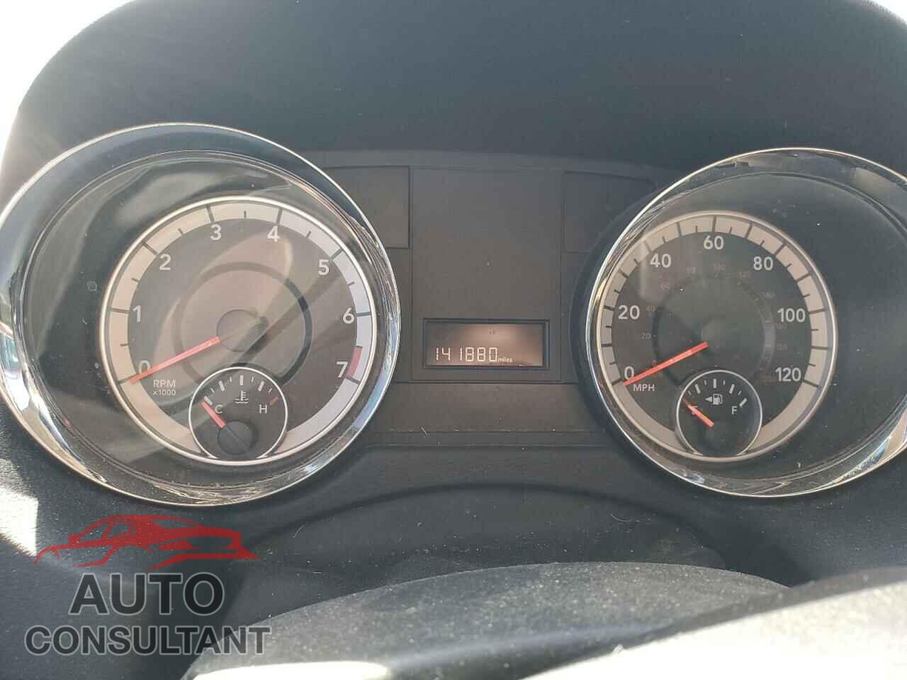 DODGE CARAVAN 2013 - 2C4RDGBG4DR693486