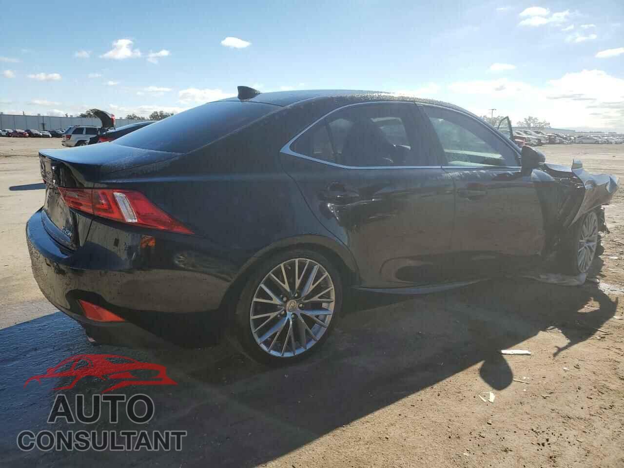 LEXUS IS 2015 - JTHBF1D22F5083014