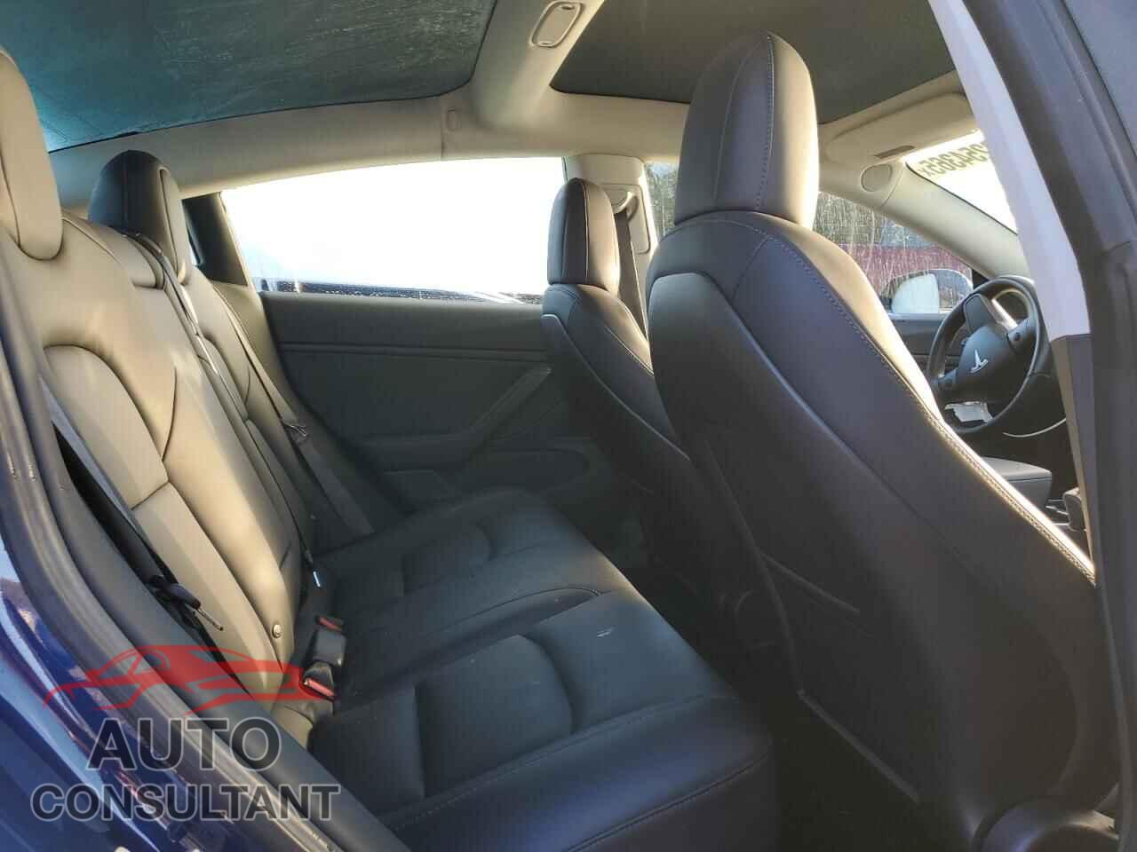TESLA MODEL 3 2018 - 5YJ3E1EA1JF045490
