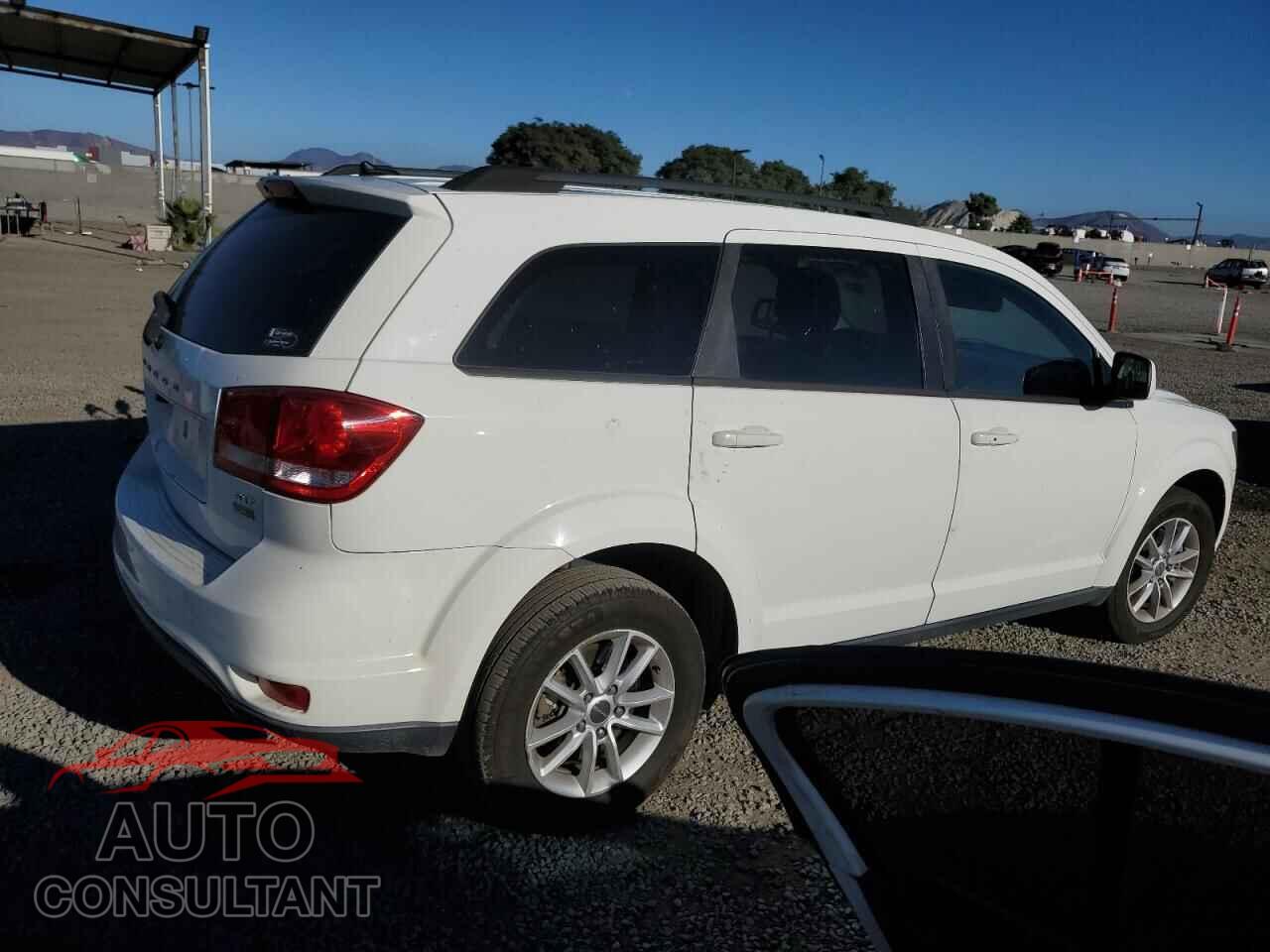 DODGE JOURNEY 2015 - 3C4PDCBG4FT742833