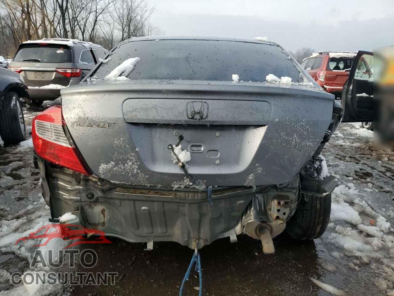 HONDA CIVIC 2012 - 2HGFB2F50CH318821