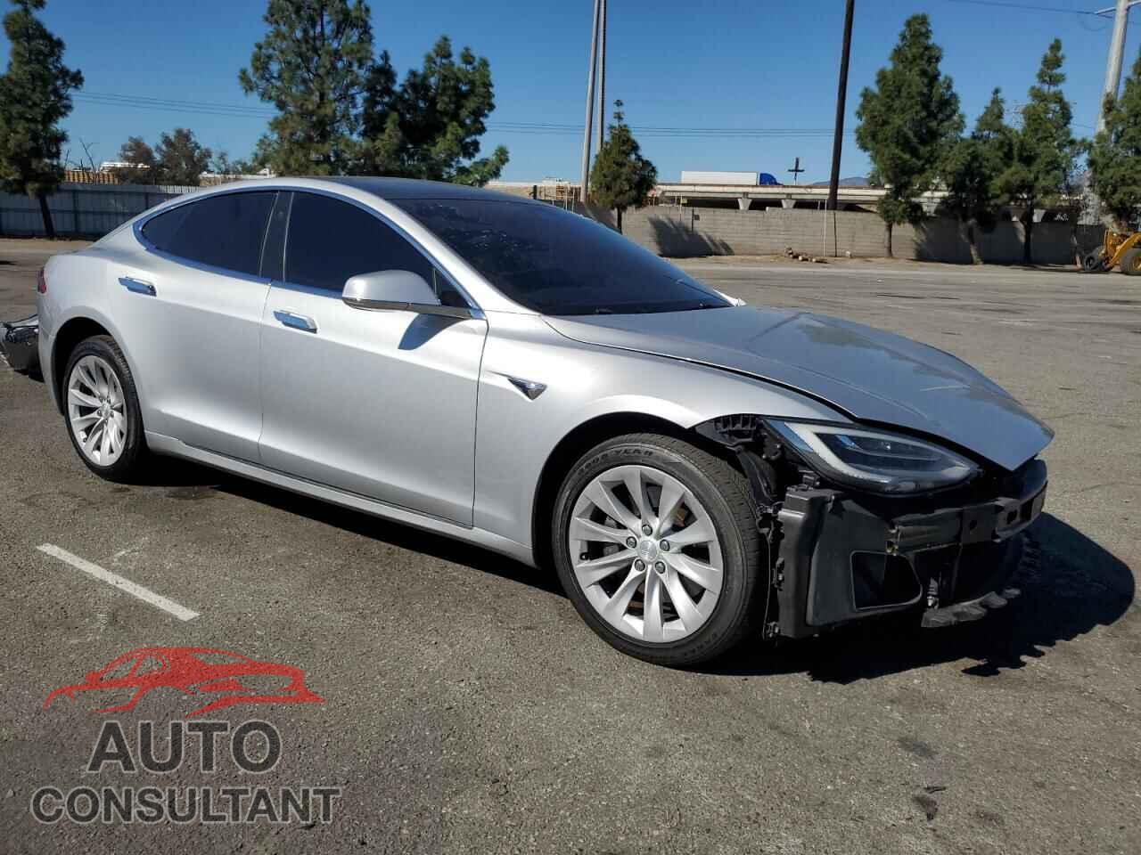 TESLA MODEL S 2018 - 5YJSA1E2XJF259457