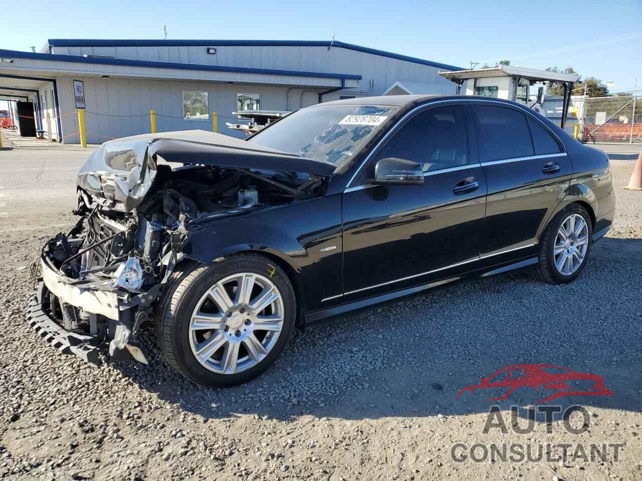 MERCEDES-BENZ C-CLASS 2012 - WDDGF4HB6CR196526