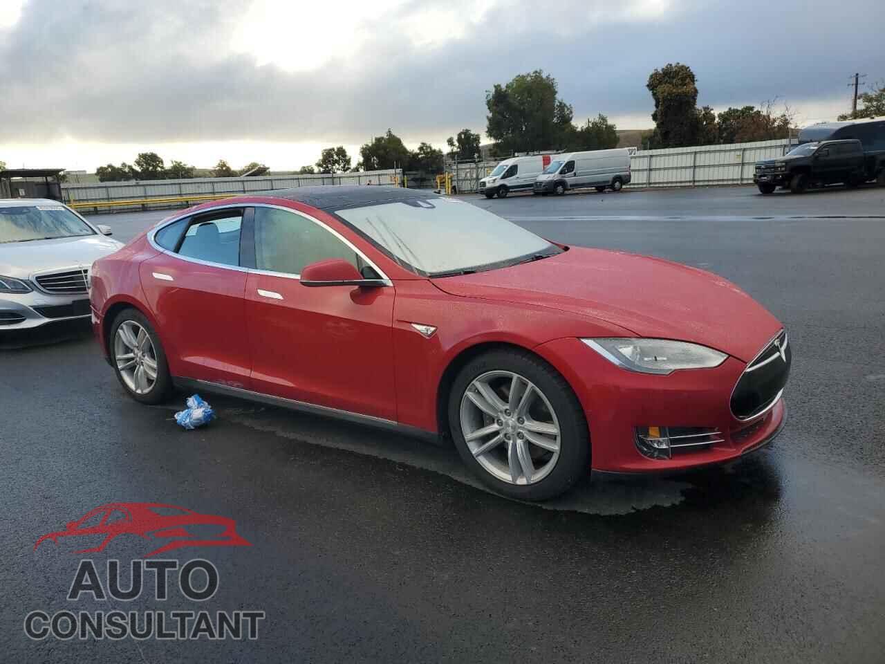 TESLA MODEL S 2015 - 5YJSA1H27FF086595