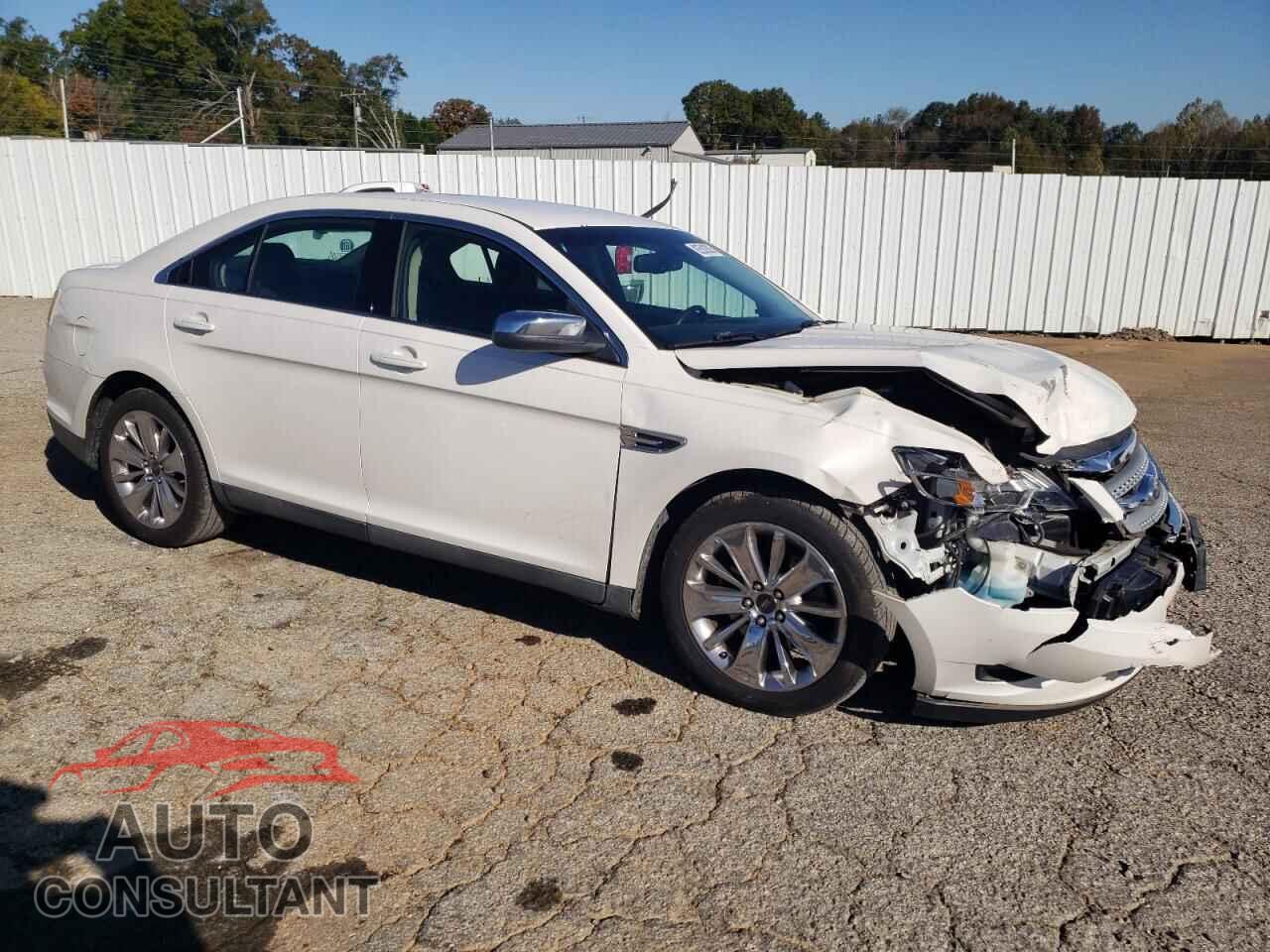 FORD TAURUS 2011 - 1FAHP2FW5BG119863