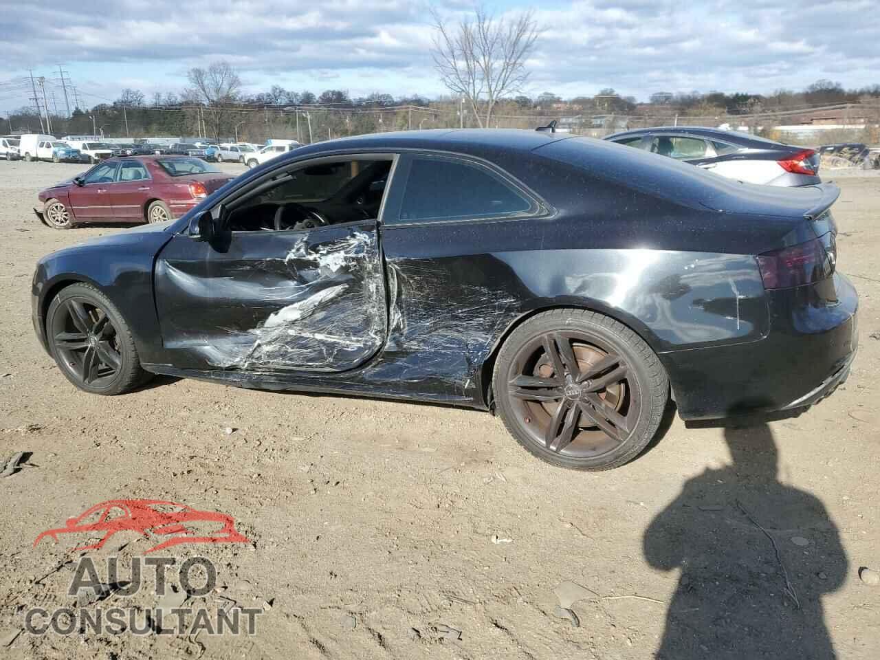 AUDI S5/RS5 2010 - WAUCVAFR8AA083101