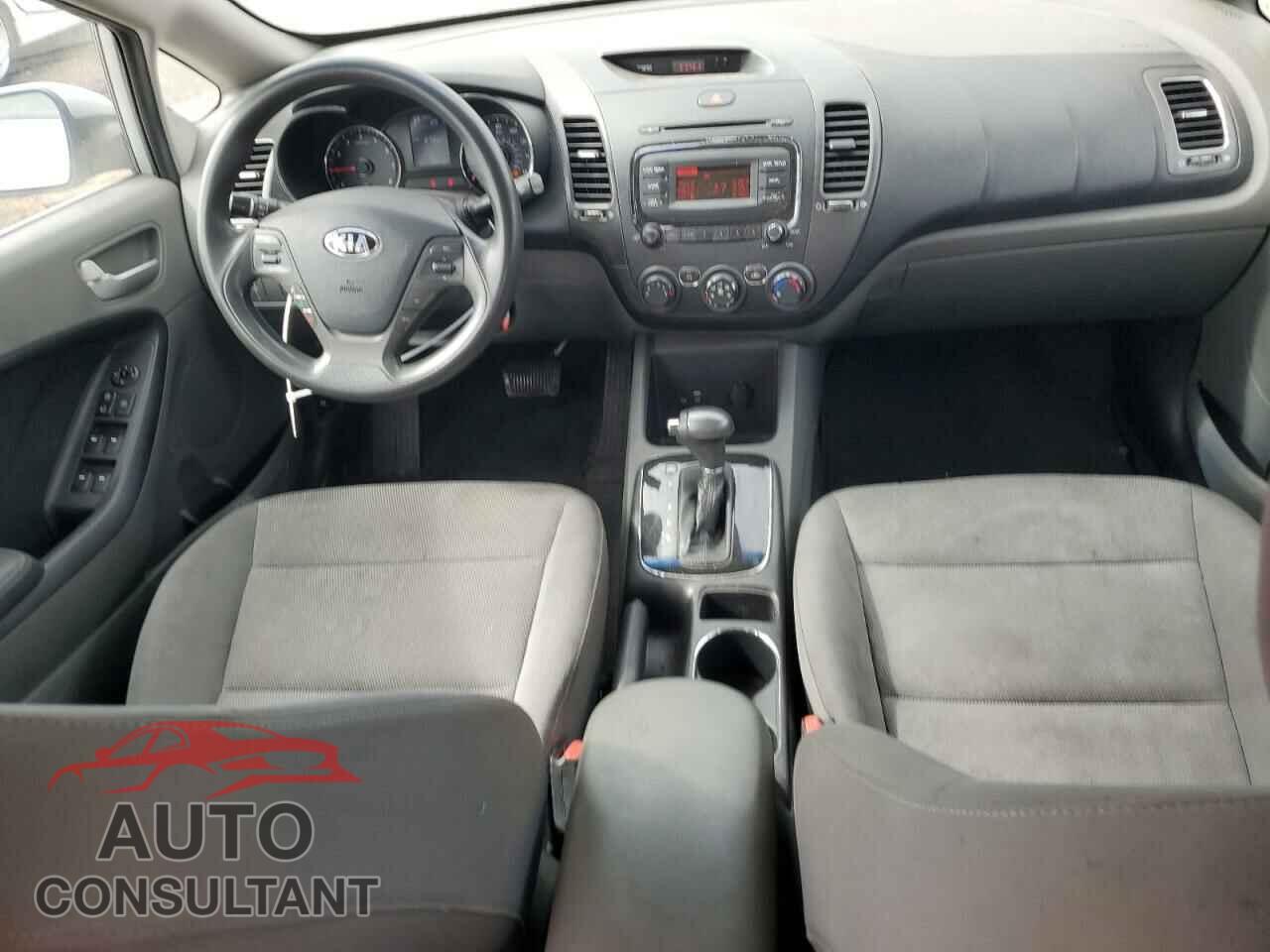 KIA FORTE 2017 - 3KPFK4A73HE011312
