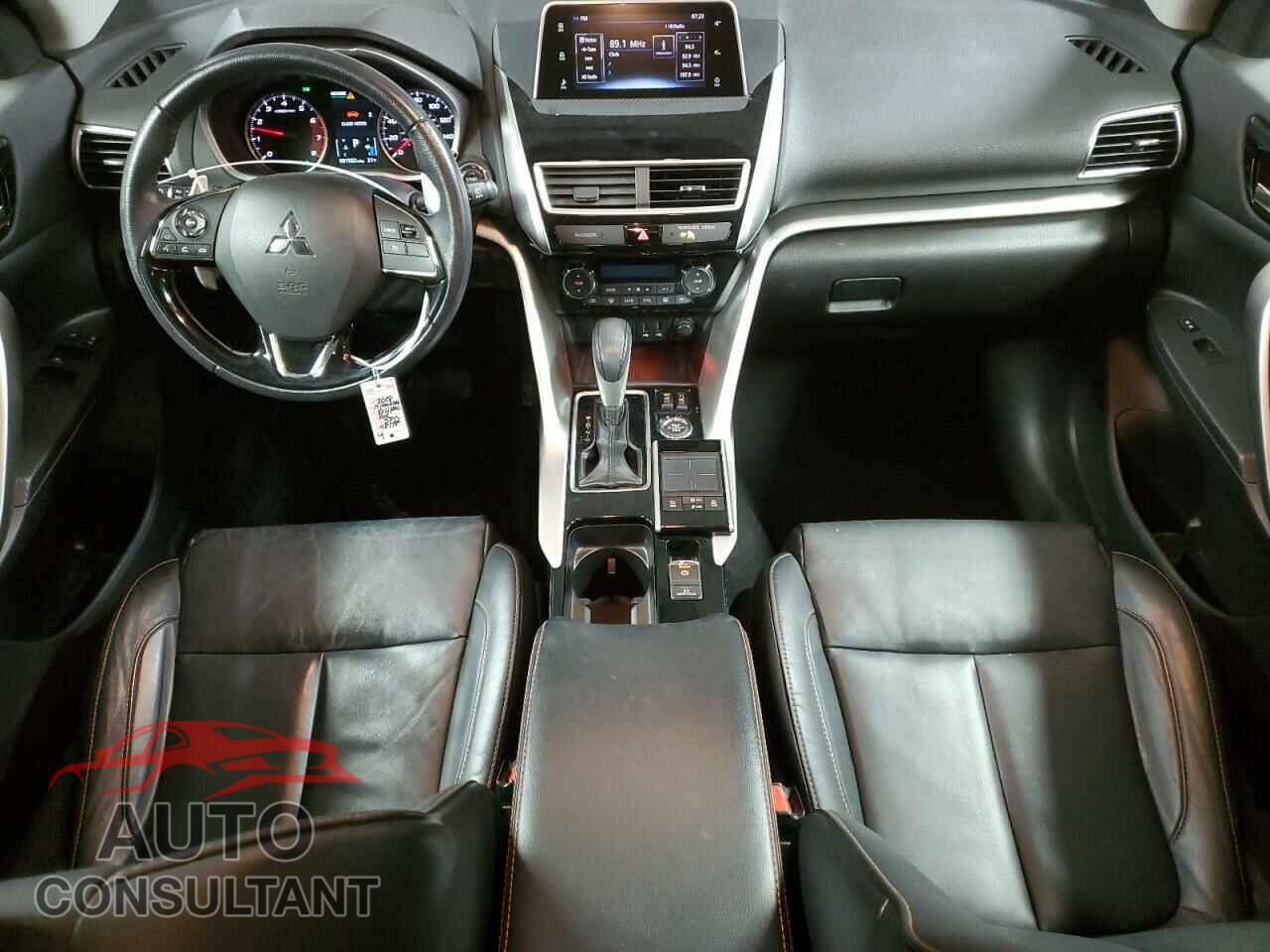 MITSUBISHI ECLIPSE 2018 - JA4AT5AA5JZ048178