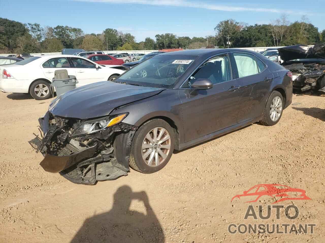 TOYOTA CAMRY 2018 - 4T1B11HK9JU117048