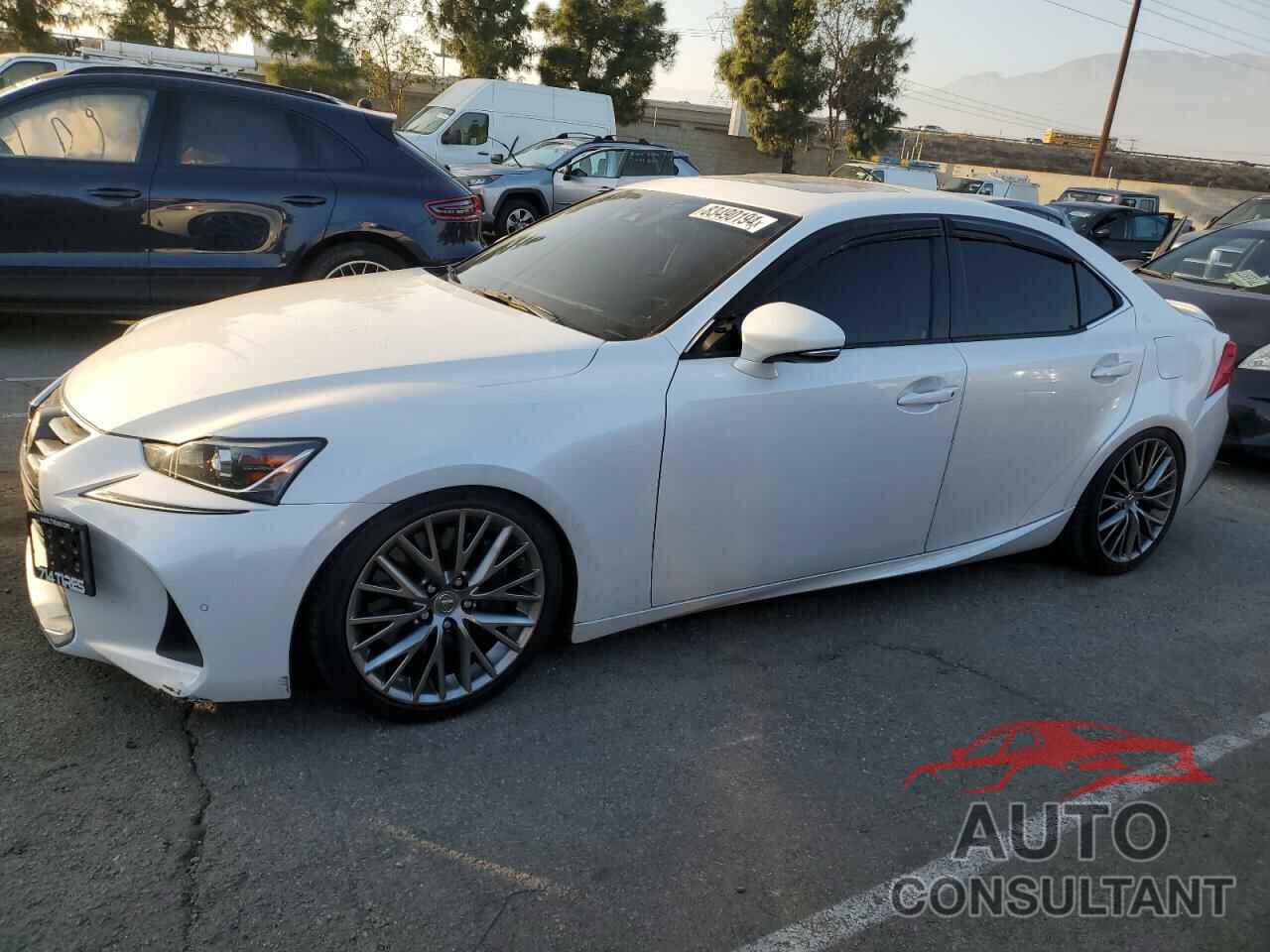 LEXUS IS 2018 - JTHBA1D23J5082459