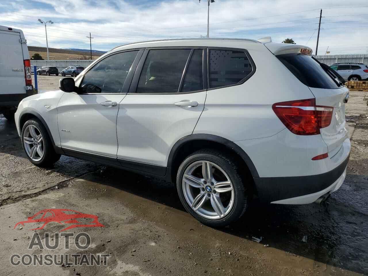 BMW X3 2011 - 5UXWX5C59BL706457