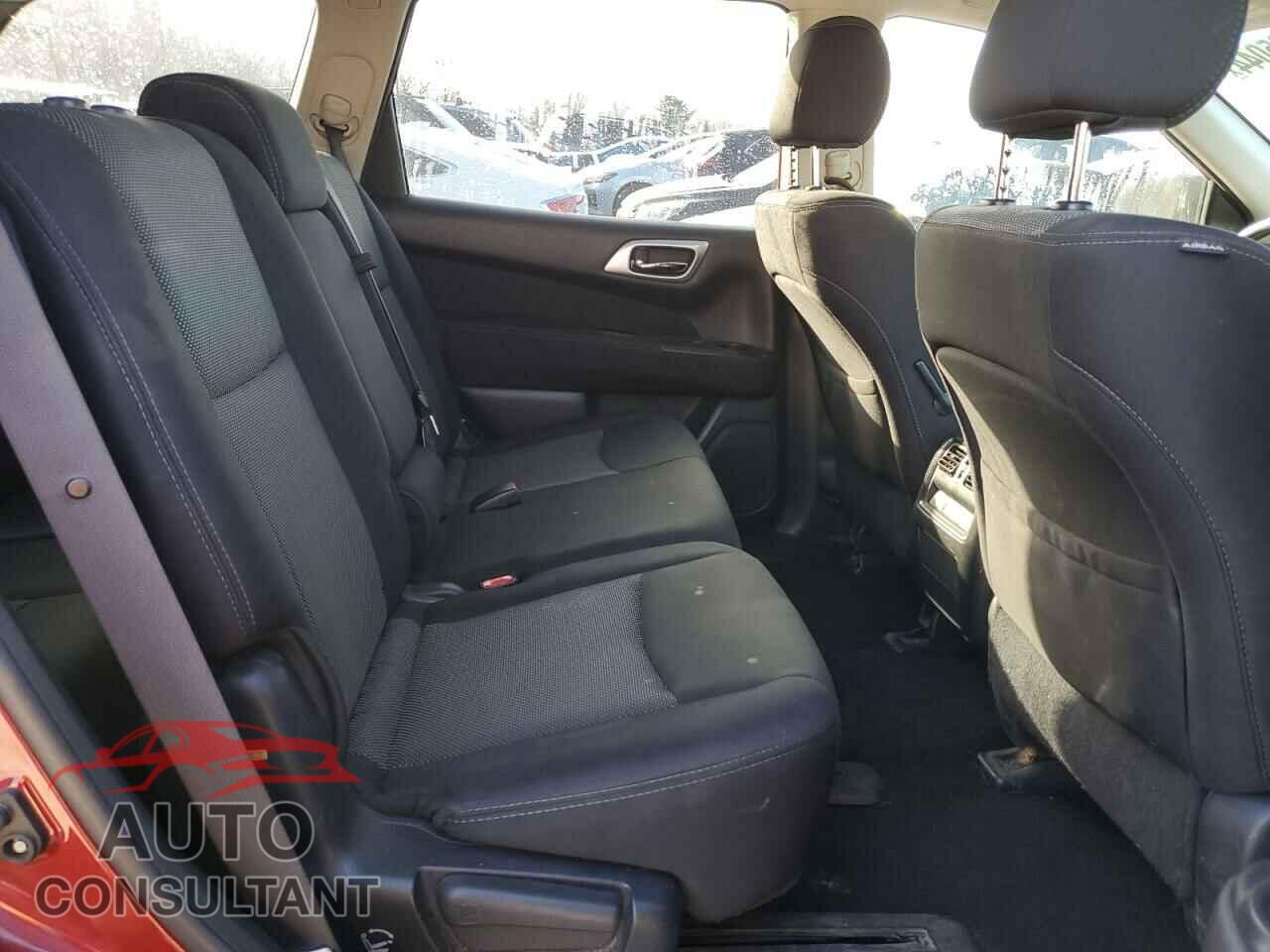 NISSAN PATHFINDER 2017 - 5N1DR2MM8HC641970