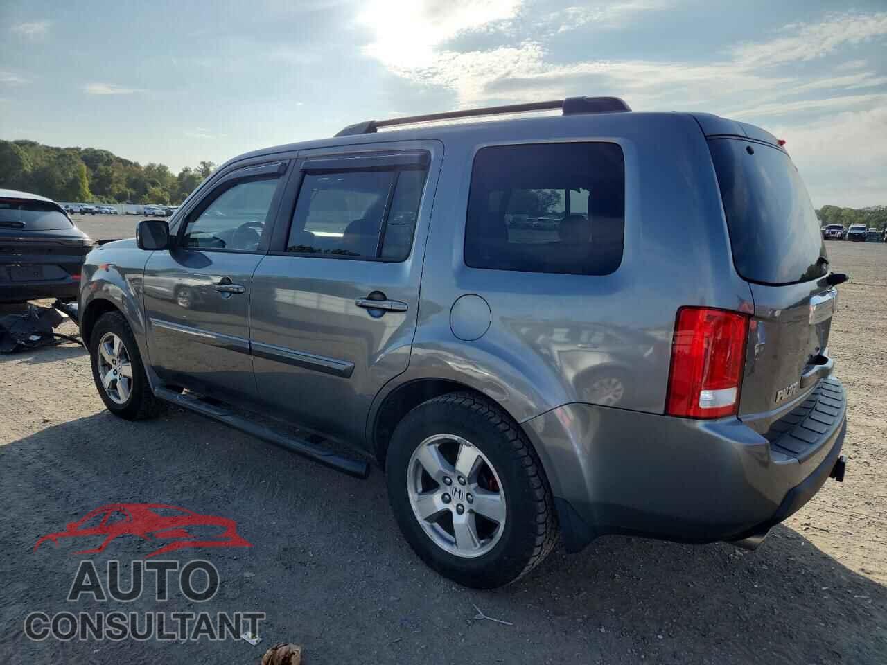 HONDA PILOT 2009 - 5FNYF48599B045283