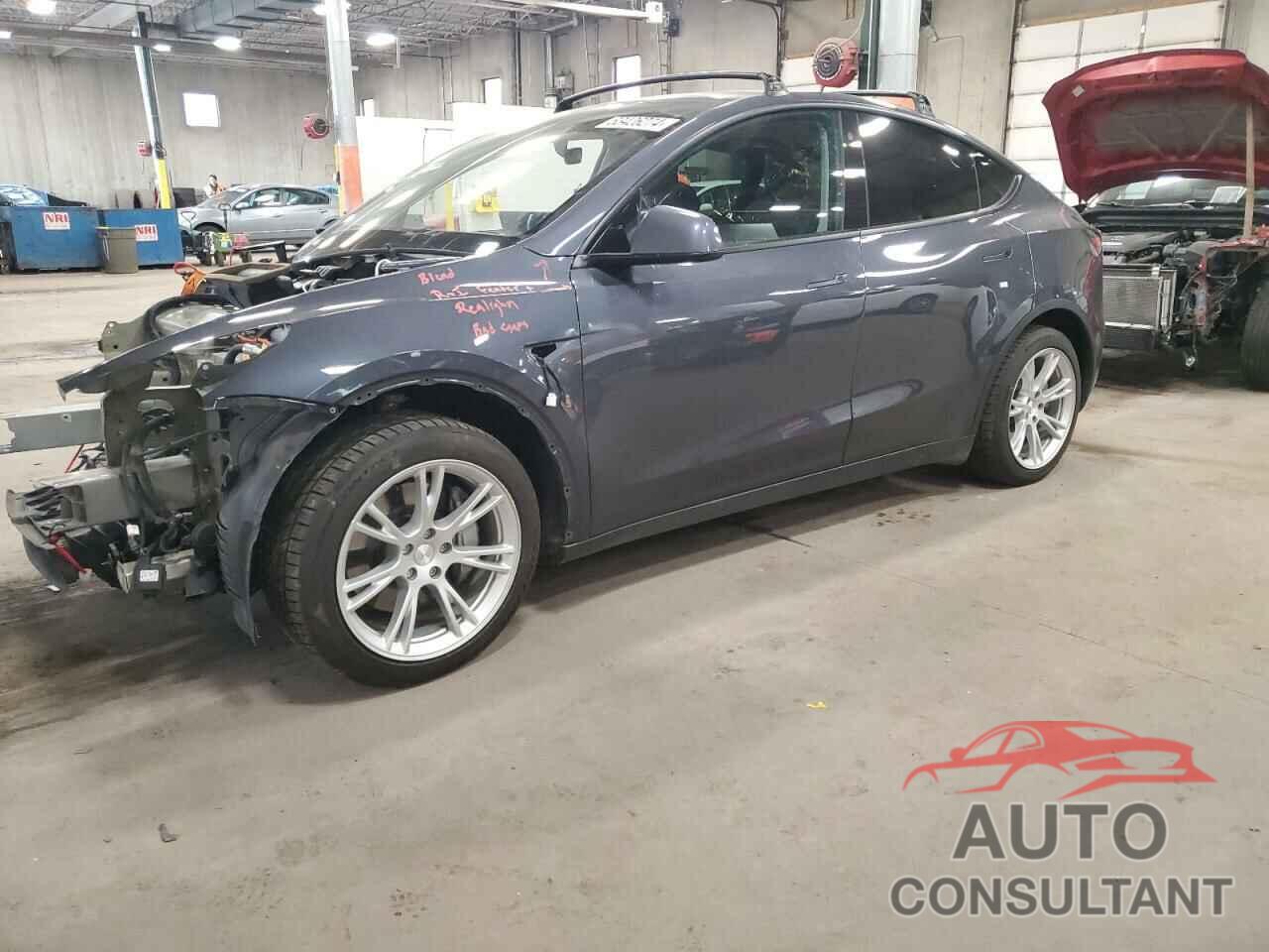 TESLA MODEL Y 2021 - 5YJYGDEE2MF081844