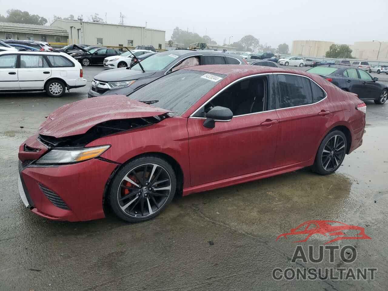 TOYOTA CAMRY 2018 - 4T1B61HK1JU640310