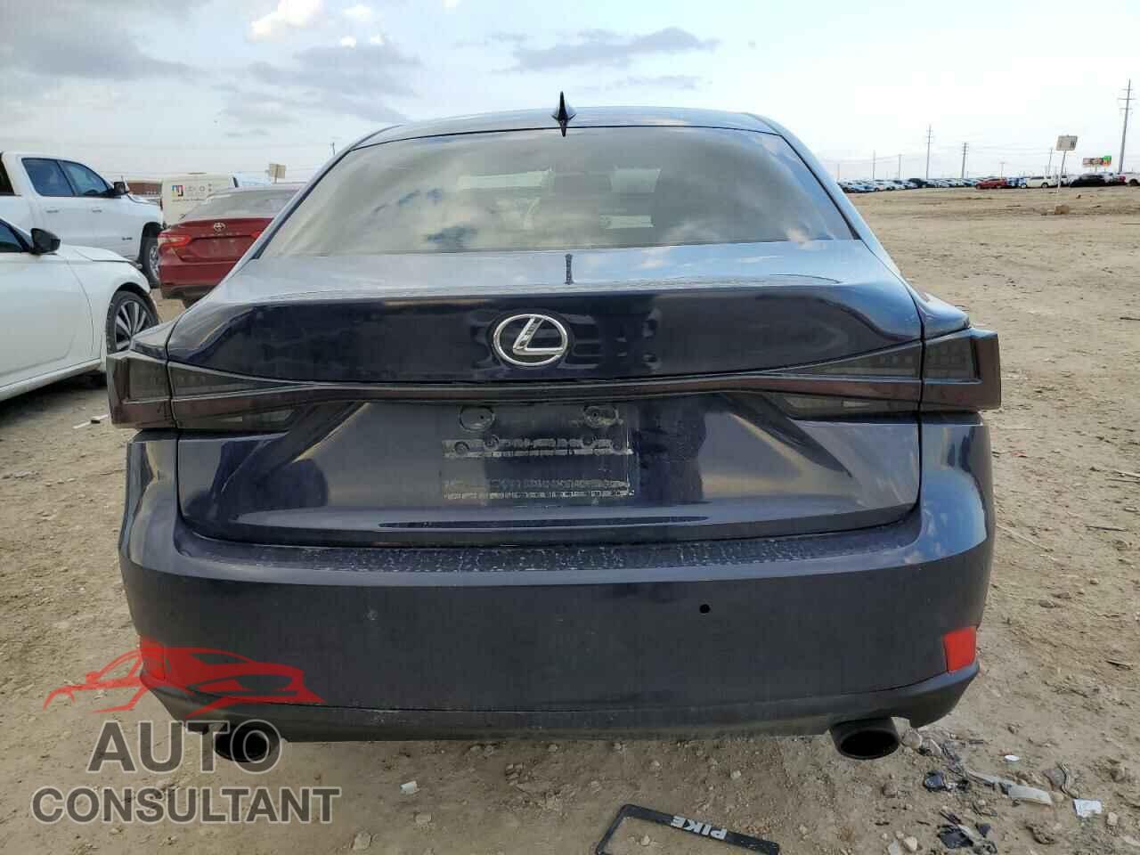 LEXUS IS 2015 - JTHBF1D25F5072007