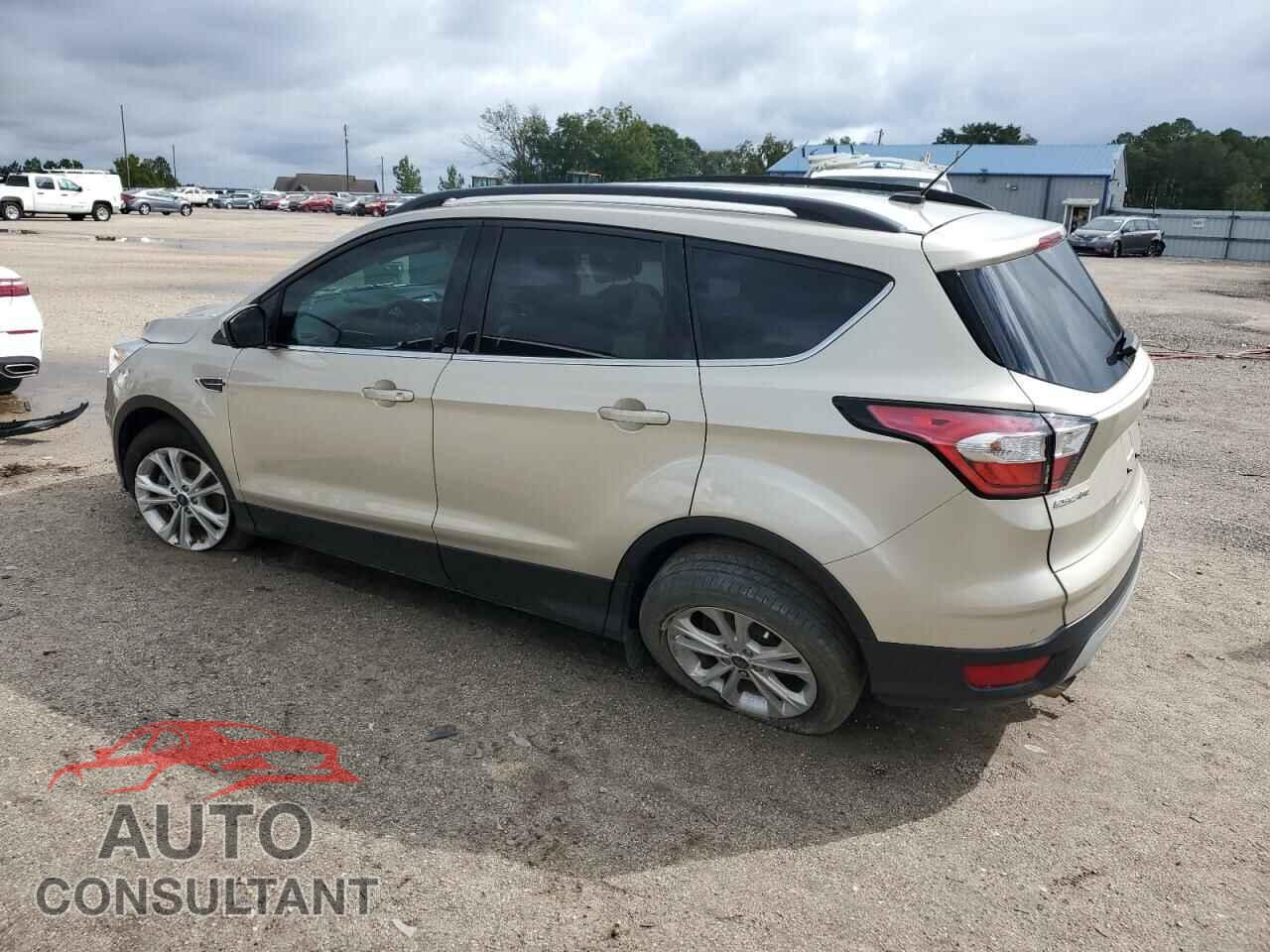 FORD ESCAPE 2017 - 1FMCU0GD4HUD81815