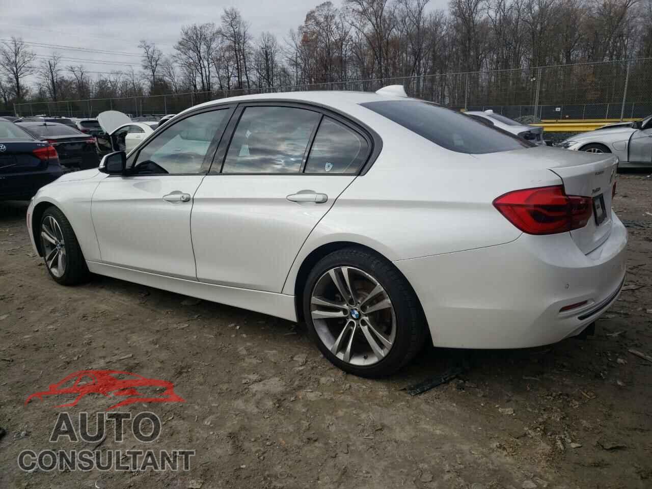 BMW 3 SERIES 2016 - WBA8E3G50GNU03610