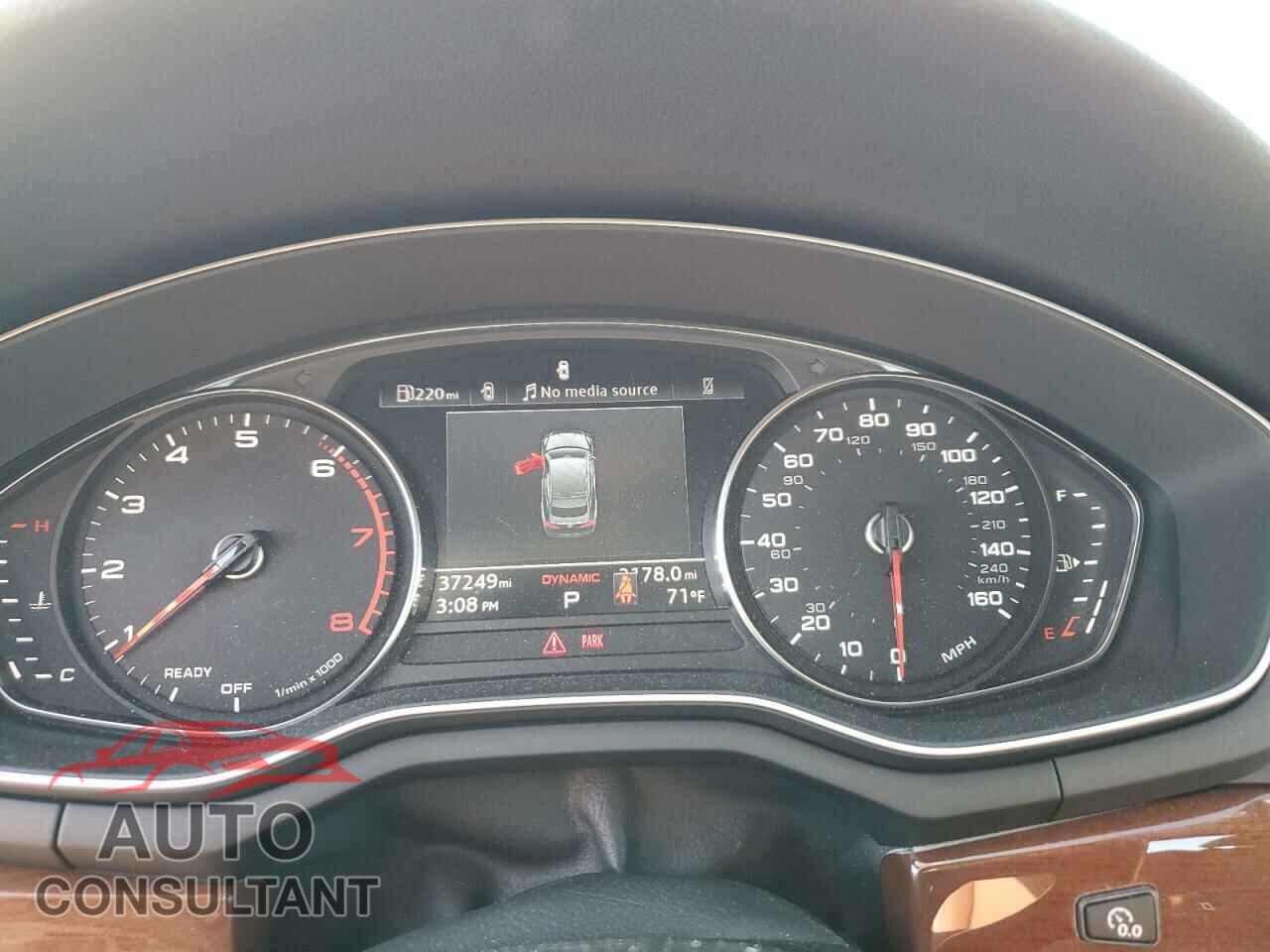 AUDI A5 2021 - WAUABCF59MA033501