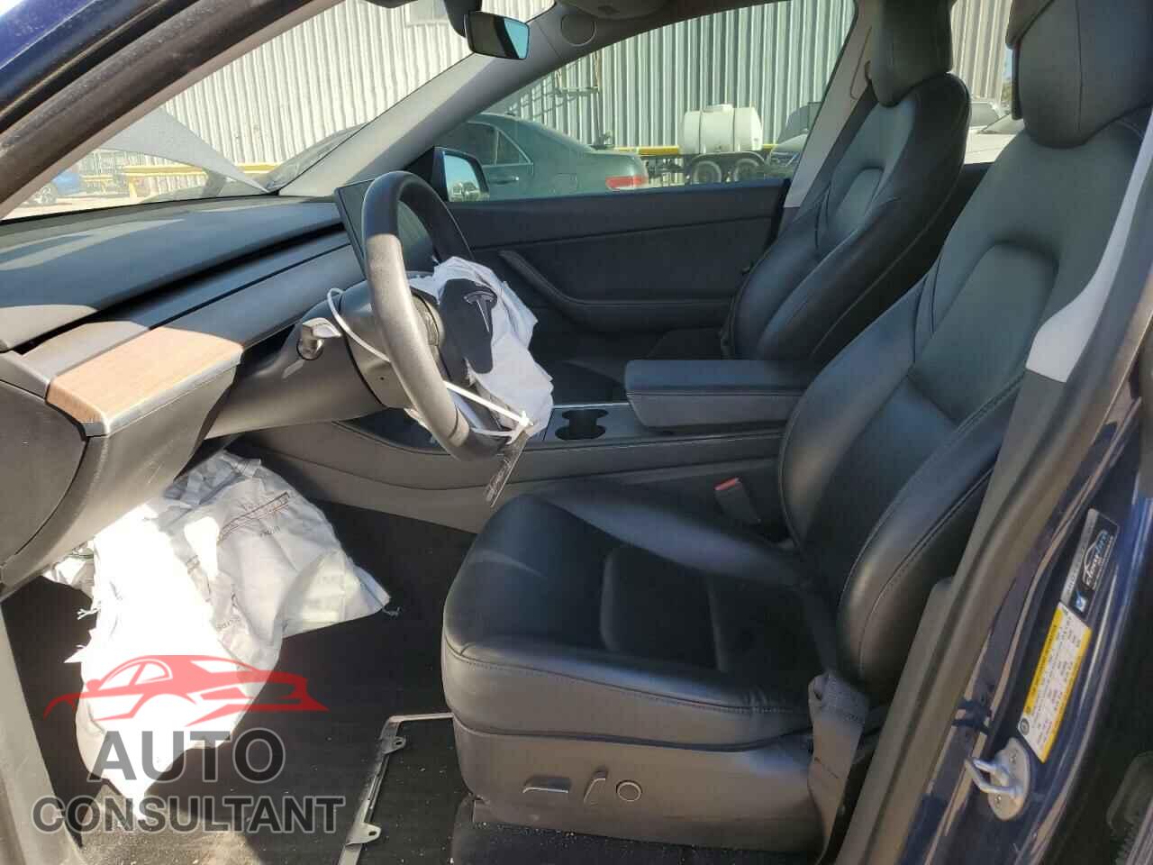 TESLA MODEL Y 2021 - 5YJYGDED1MF124206
