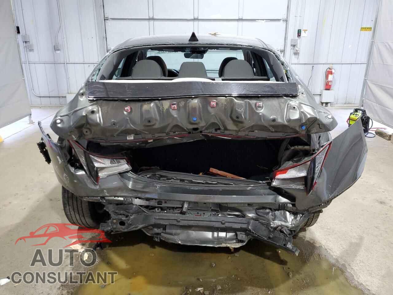 HYUNDAI ELANTRA 2024 - KMHLM4DG7RU663308