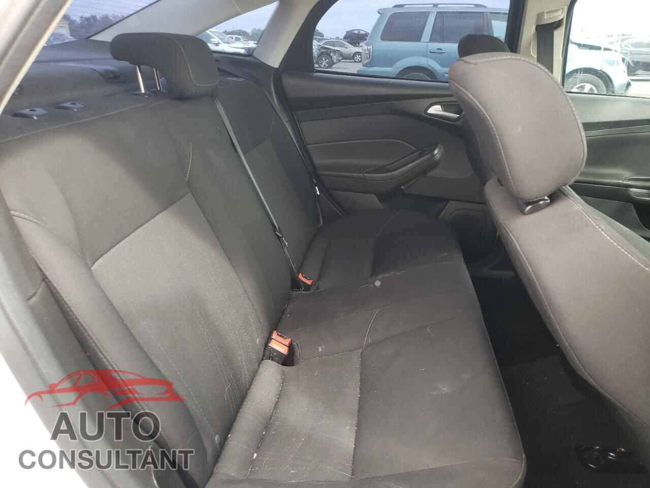 FORD FOCUS 2016 - 1FADP3F24GL347885