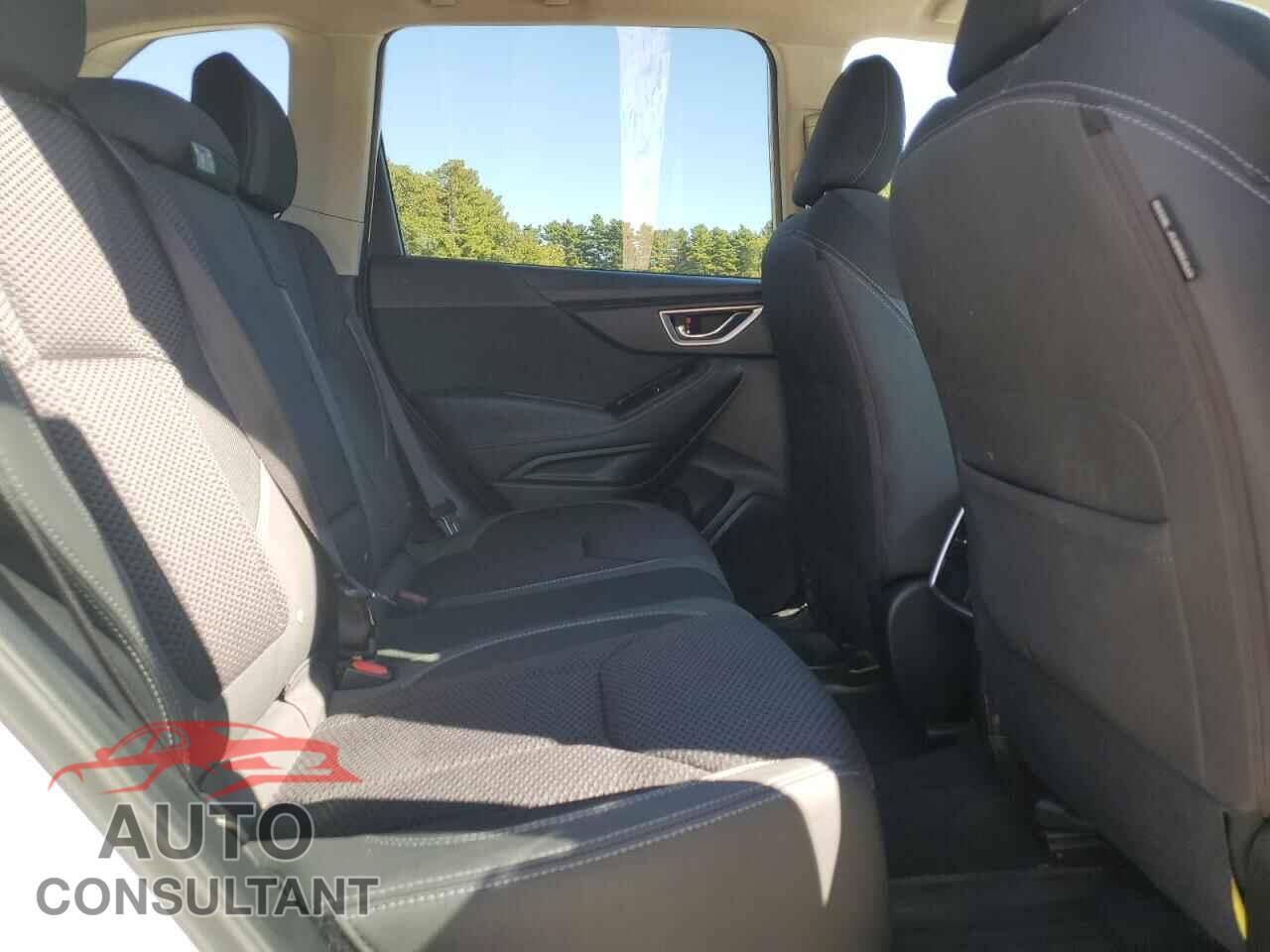 SUBARU FORESTER 2019 - JF2SKAEC2KH582667