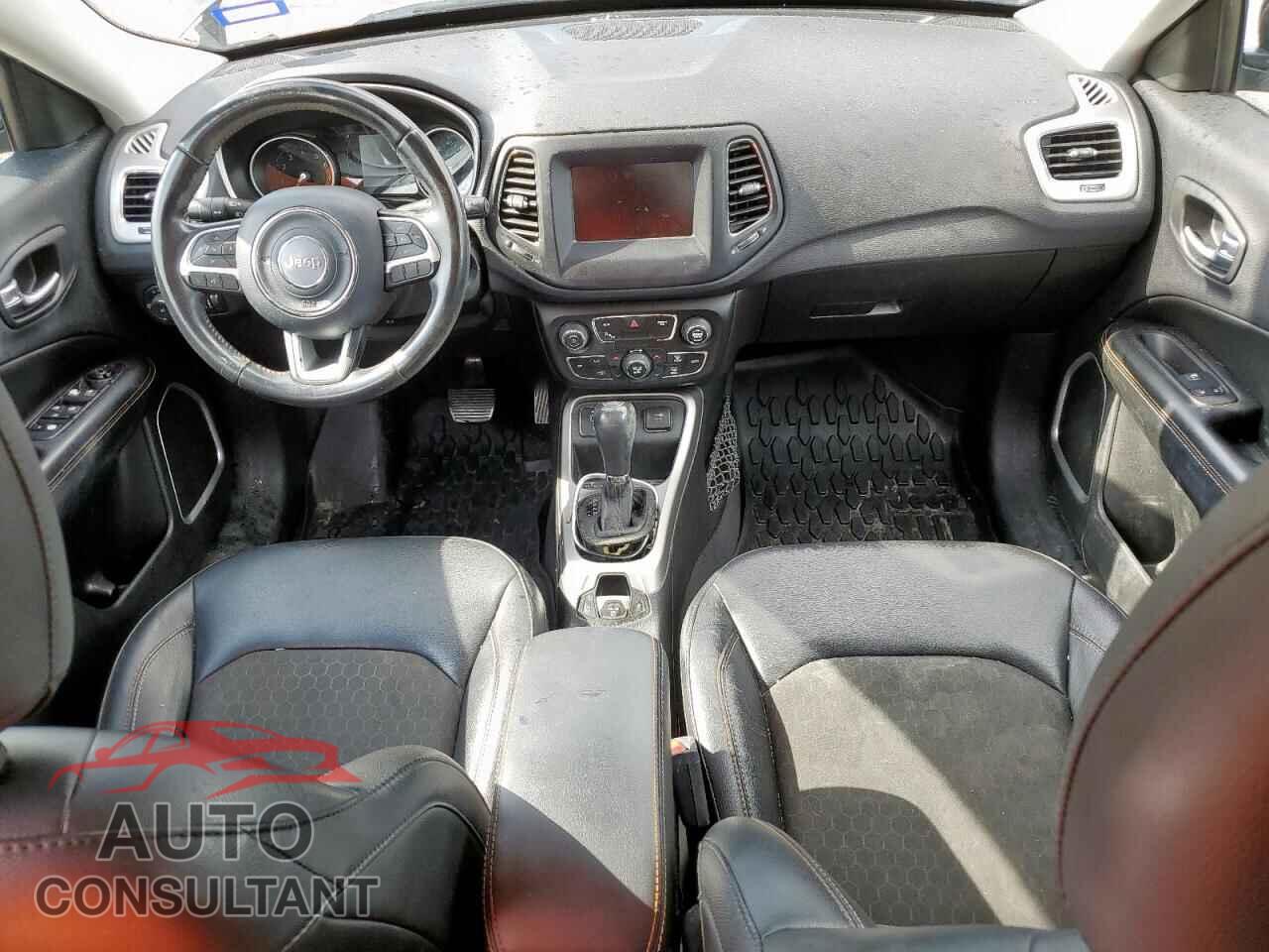 JEEP COMPASS 2020 - 3C4NJCBB5LT130401