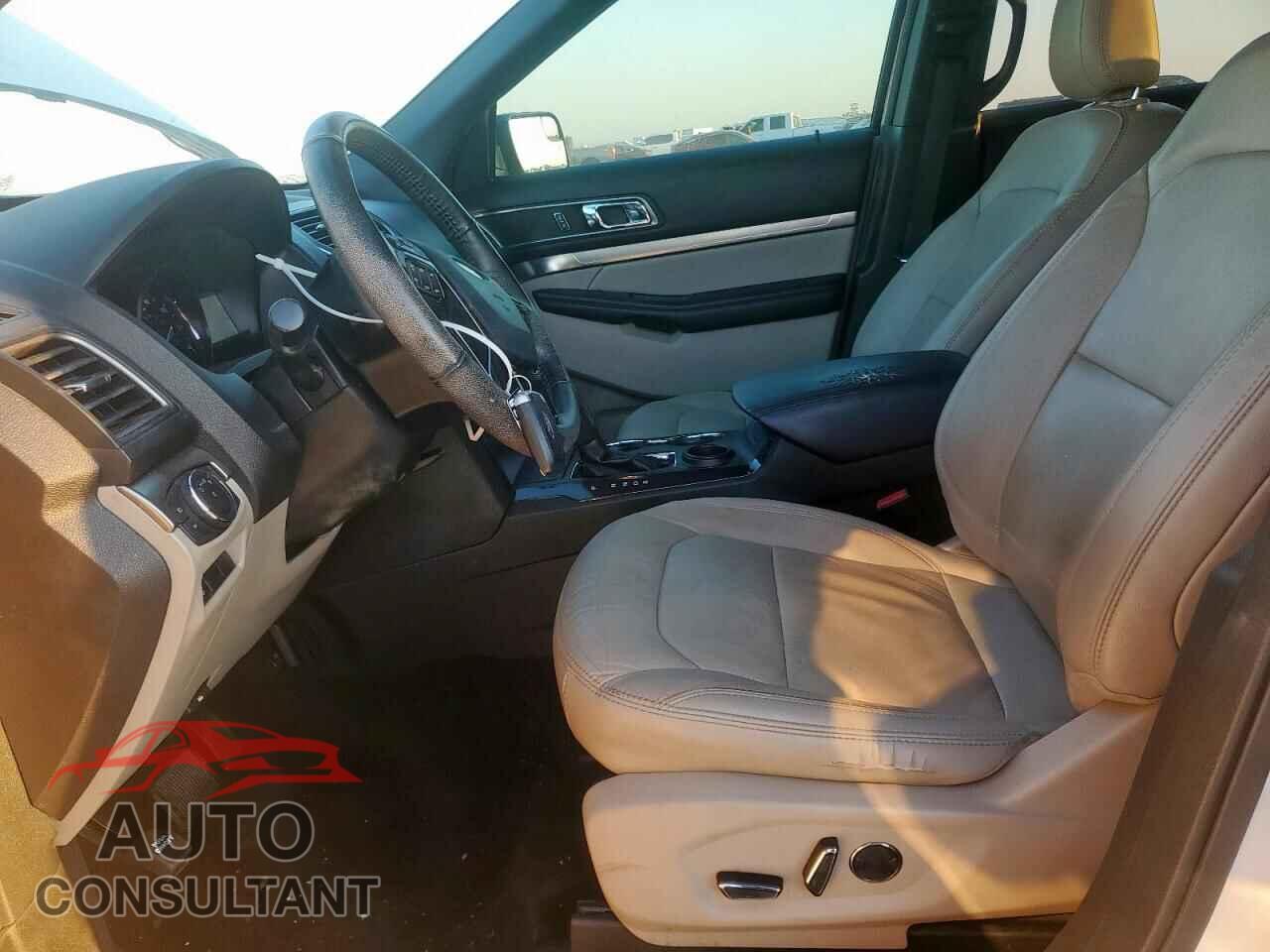 FORD EXPLORER 2018 - 1FM5K7D82JGB88498