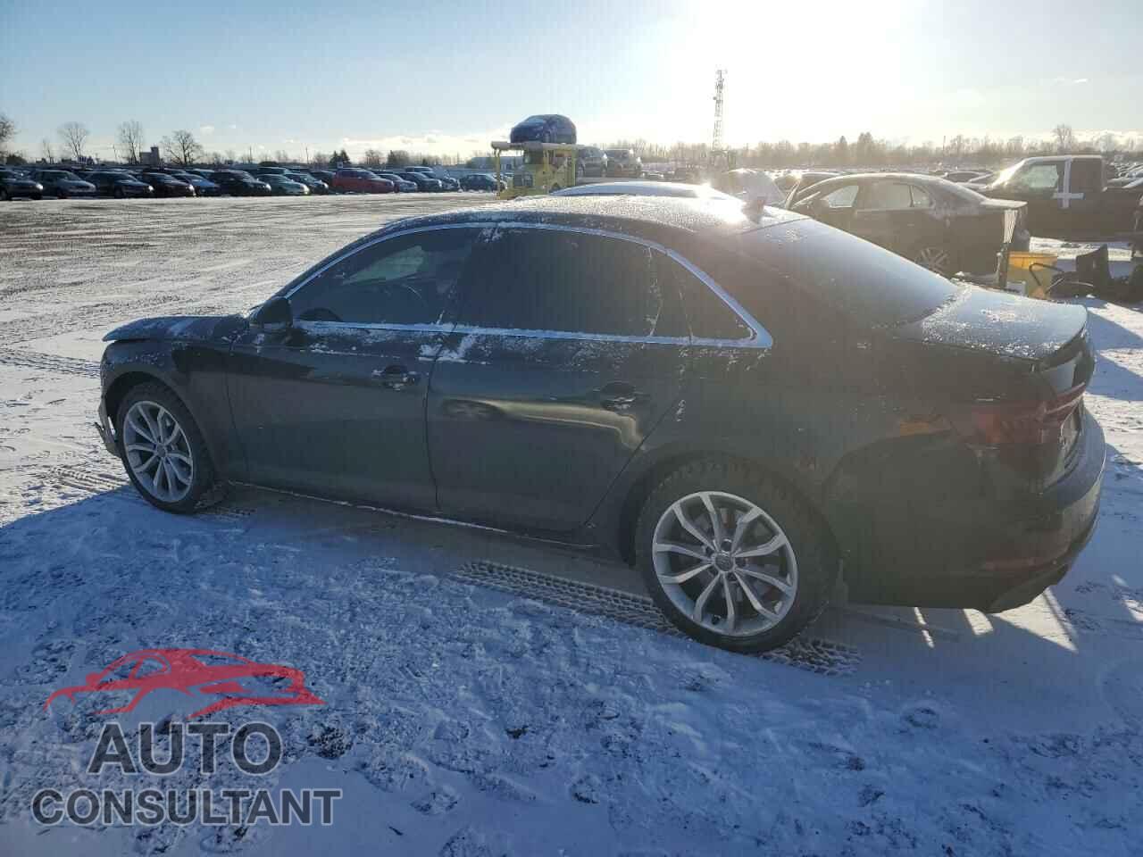 AUDI A4 2018 - WAUBNAF43JA023632