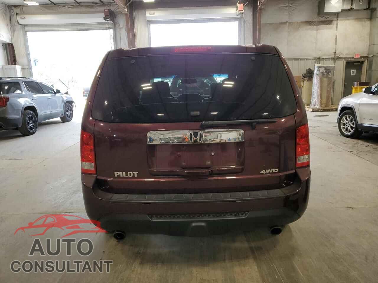 HONDA PILOT 2012 - 5FNYF4H51CB044300