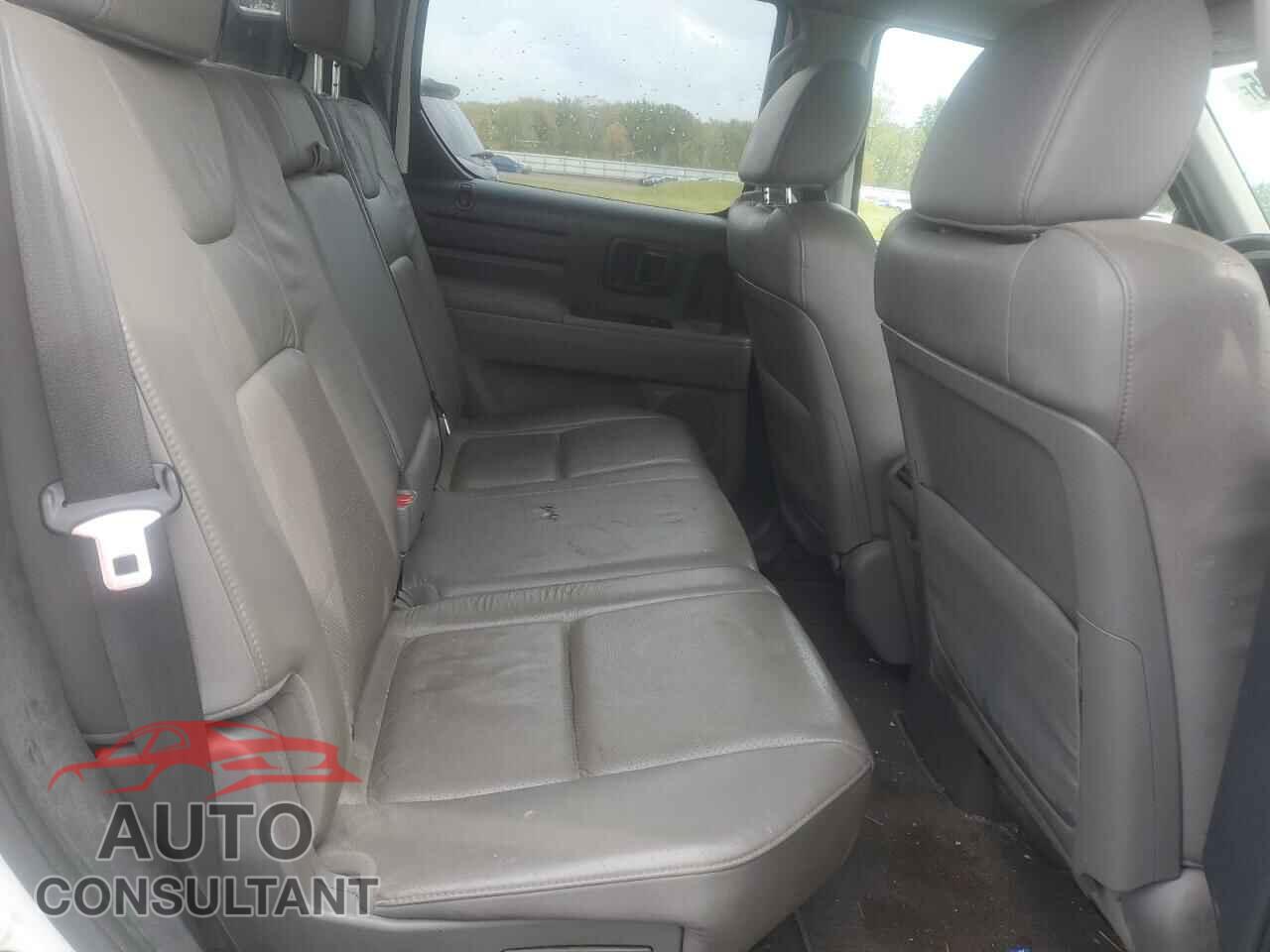 HONDA RIDGELINE 2014 - 5FPYK1F56EB004351