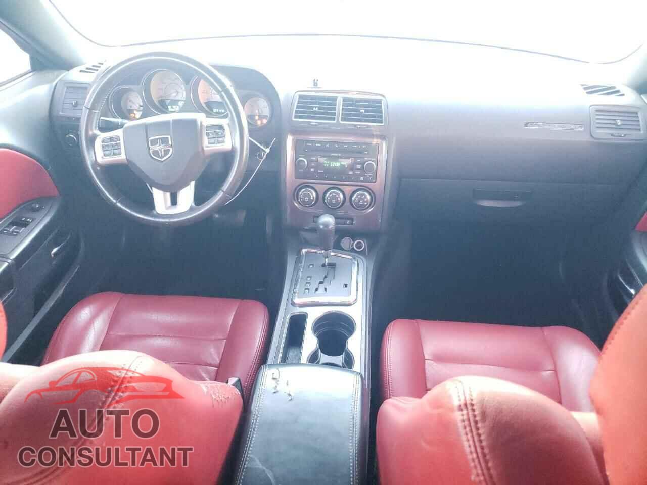 DODGE CHALLENGER 2013 - 2C3CDYAG4DH676498