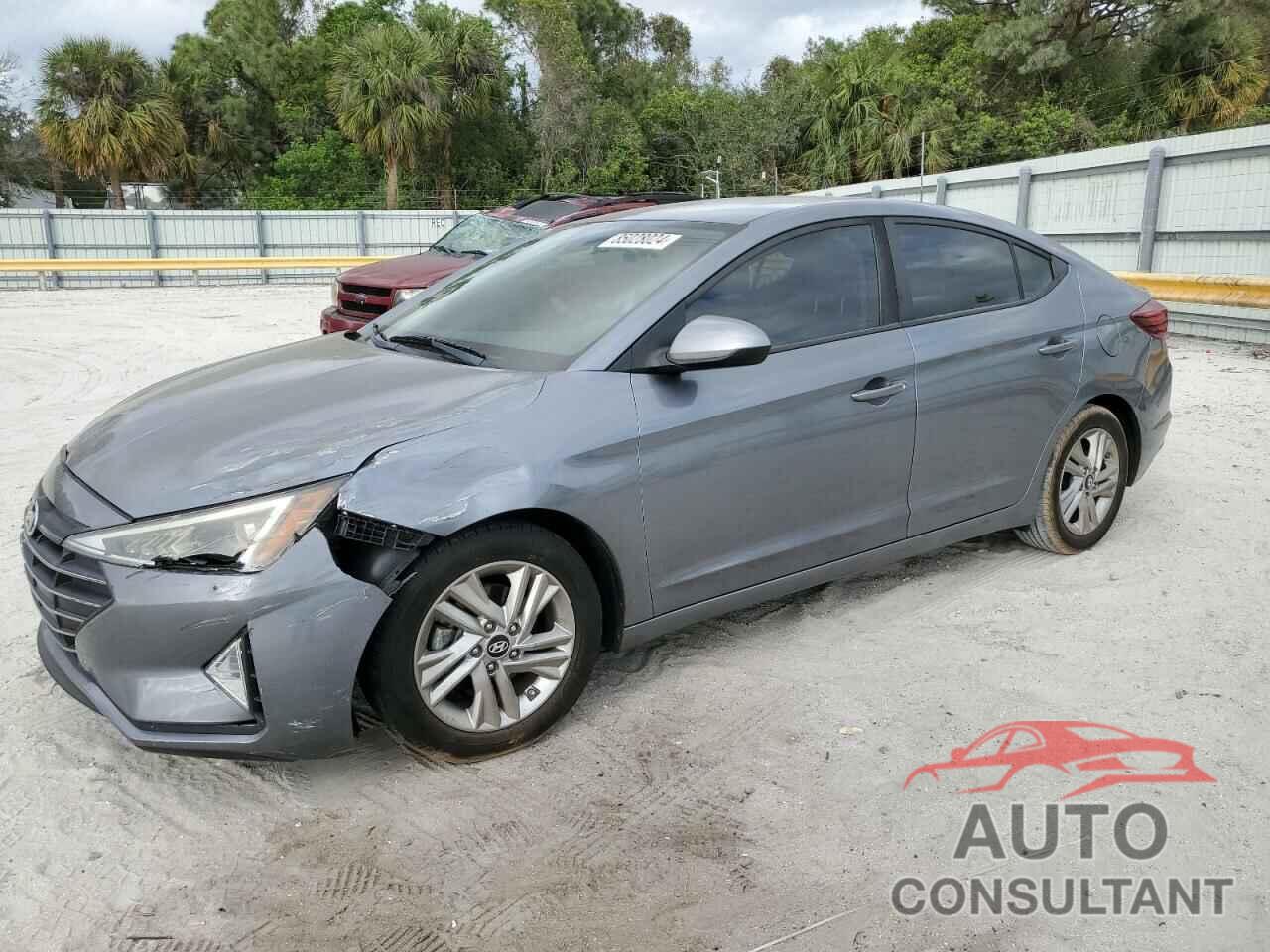 HYUNDAI ELANTRA 2019 - KMHD84LF4KU829727