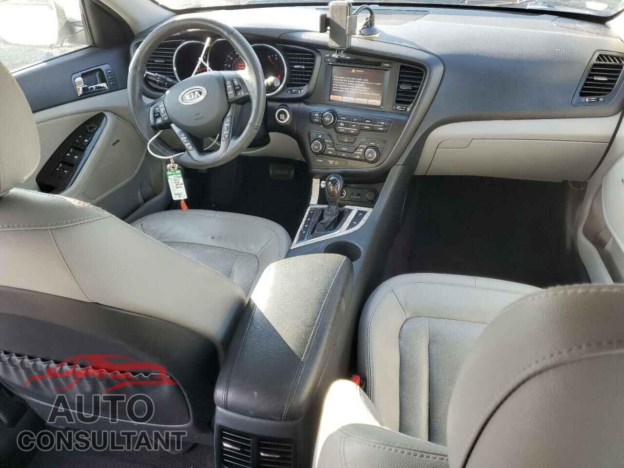 KIA OPTIMA 2011 - KNAGN4A77B5149575