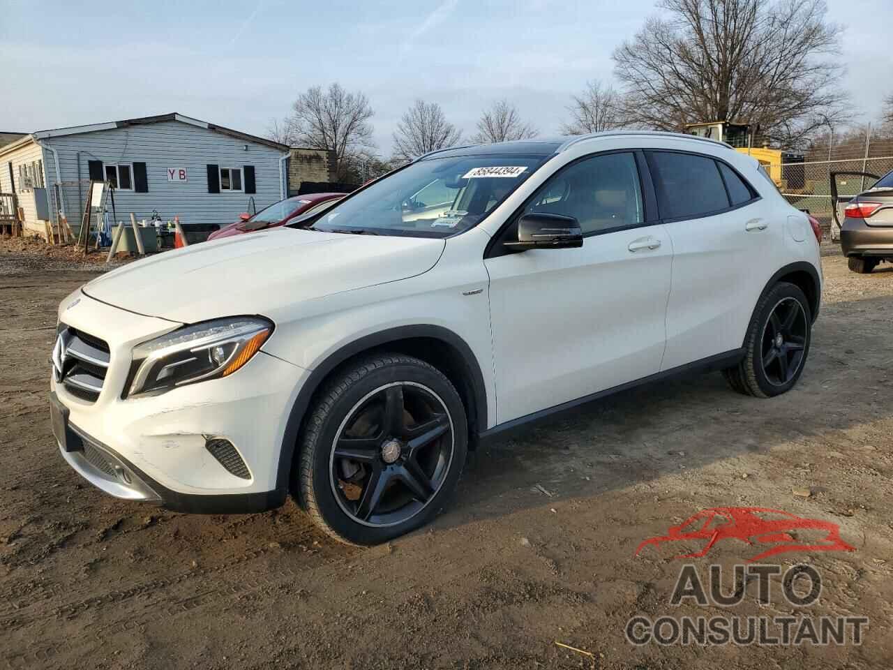 MERCEDES-BENZ GLA-CLASS 2015 - WDCTG4GB3FJ037516