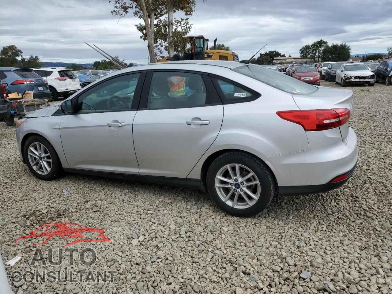 FORD FOCUS 2018 - 1FADP3FE1JL313582